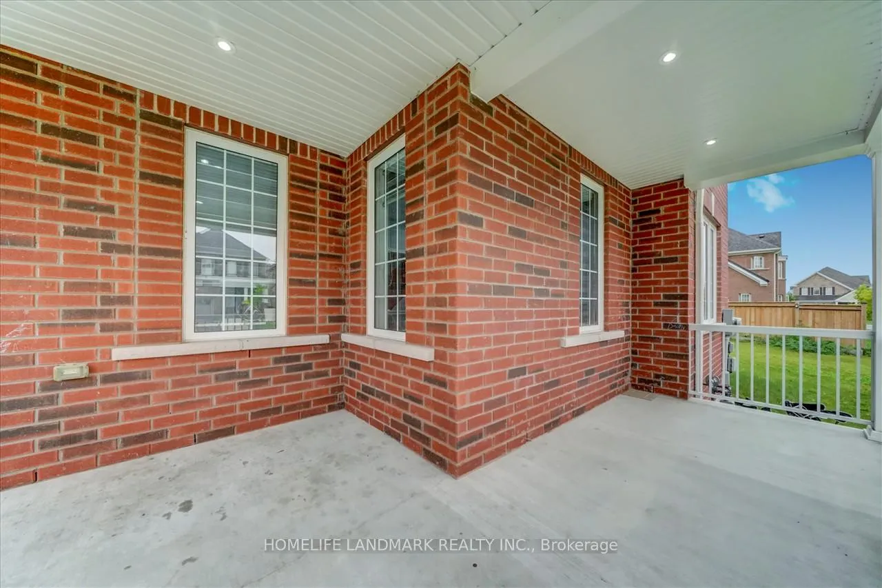 Photo 2 of 1840 William Lott Drive, Oshawa, Taunton — HOMEH