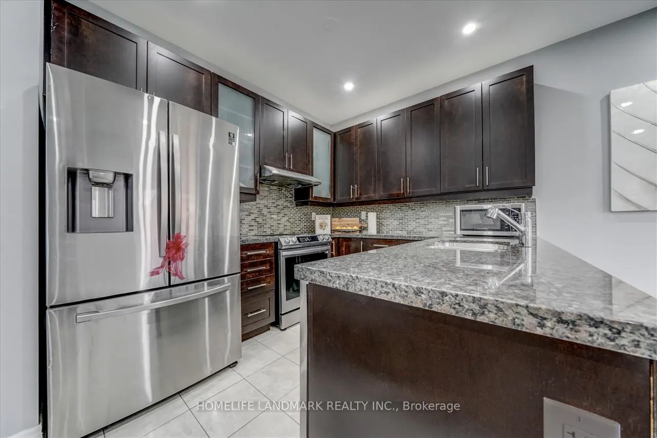 Photo 4 of 1840 William Lott Drive, Oshawa, Taunton — HOMEH