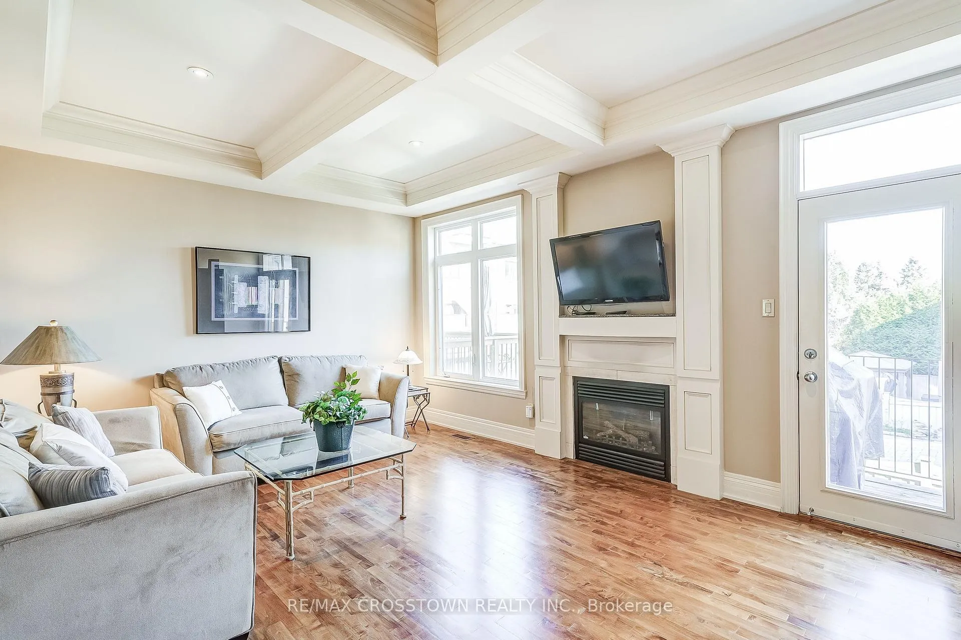 Photo 14 of 8293 Kipling Avenue, Vaughan, West Woodbridge — HOMEH