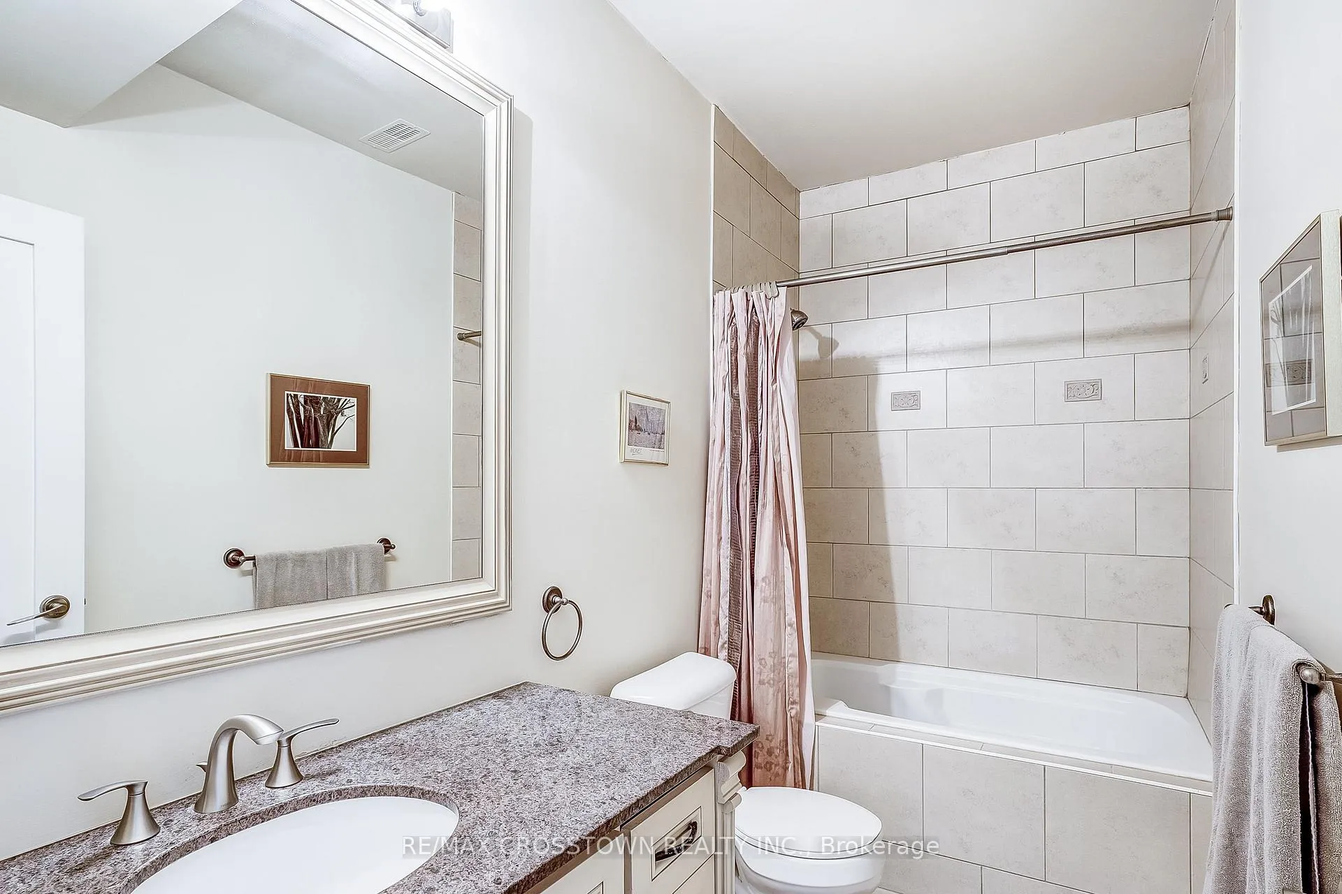 Photo 31 of 8293 Kipling Avenue, Vaughan, West Woodbridge — HOMEH