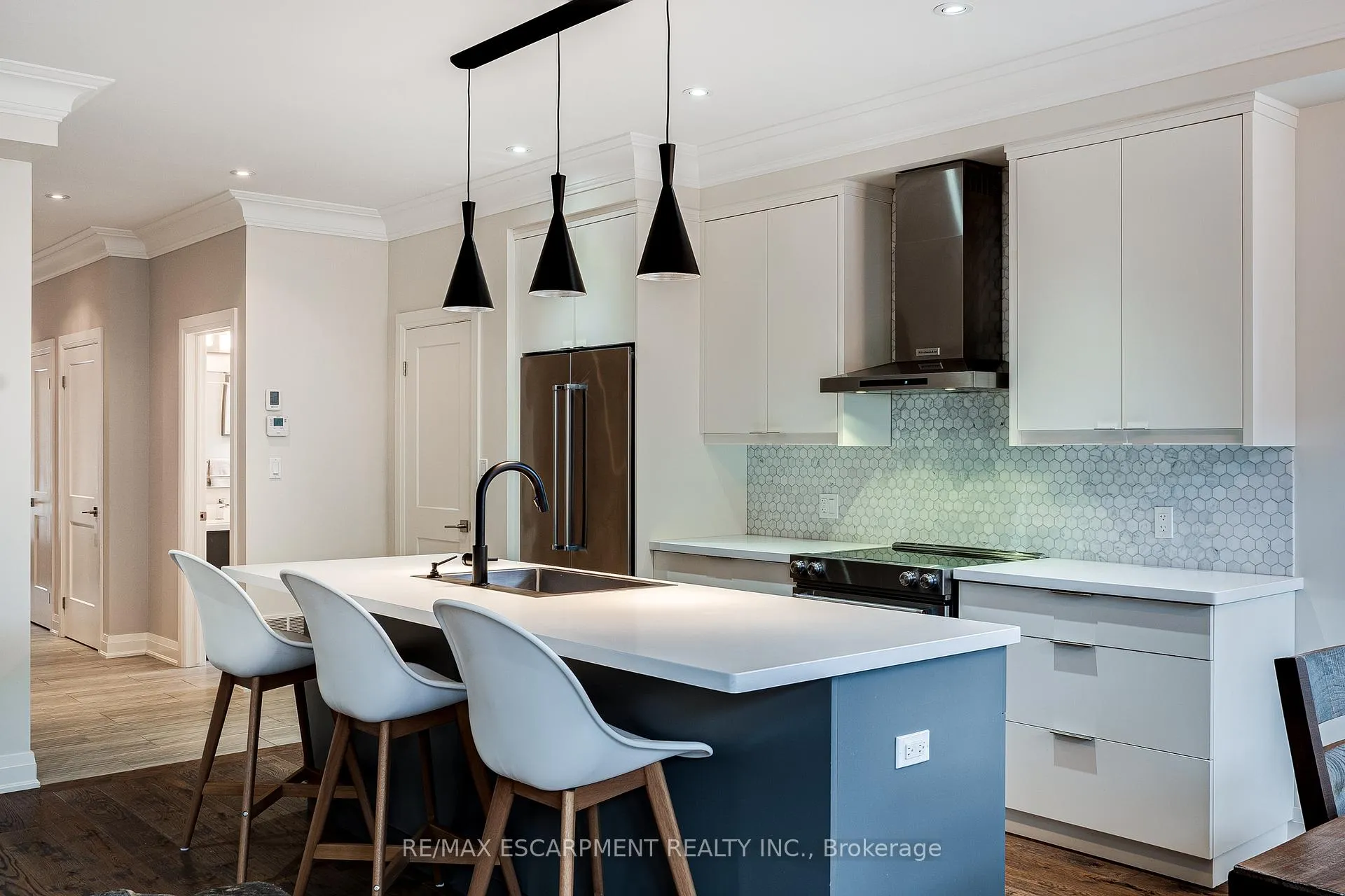 Photo 8 of 201 Hatt Street, Hamilton, Dundas — HOMEH