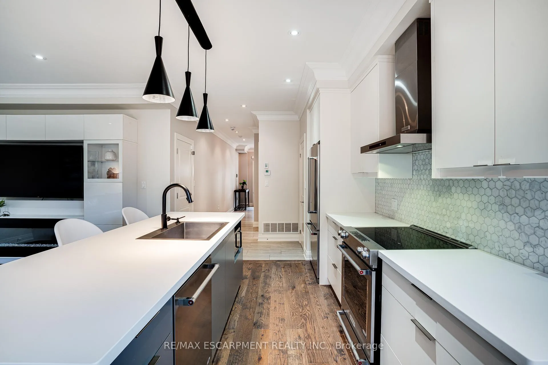 Photo 9 of 201 Hatt Street, Hamilton, Dundas — HOMEH