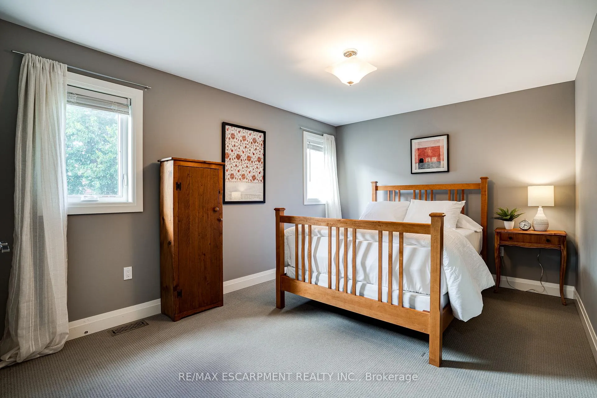 Photo 26 of 201 Hatt Street, Hamilton, Dundas — HOMEH