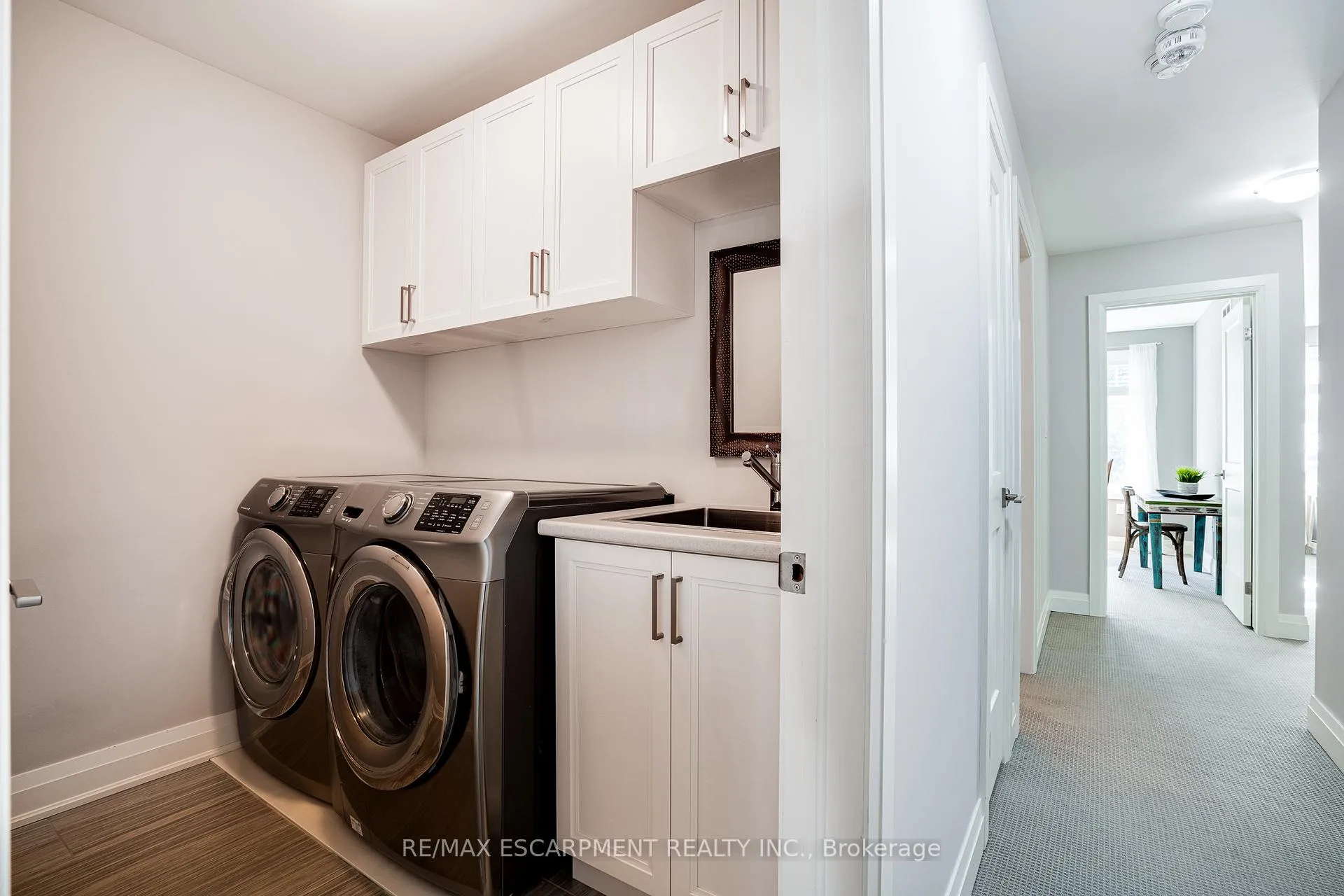 Photo 31 of 201 Hatt Street, Hamilton, Dundas — HOMEH