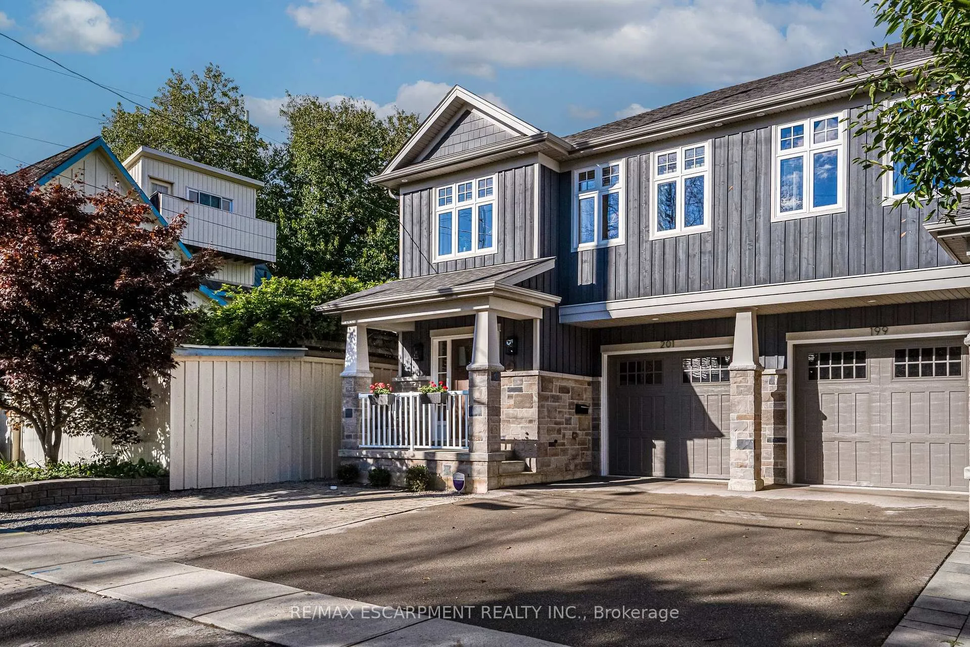 Photo 36 of 201 Hatt Street, Hamilton, Dundas — HOMEH