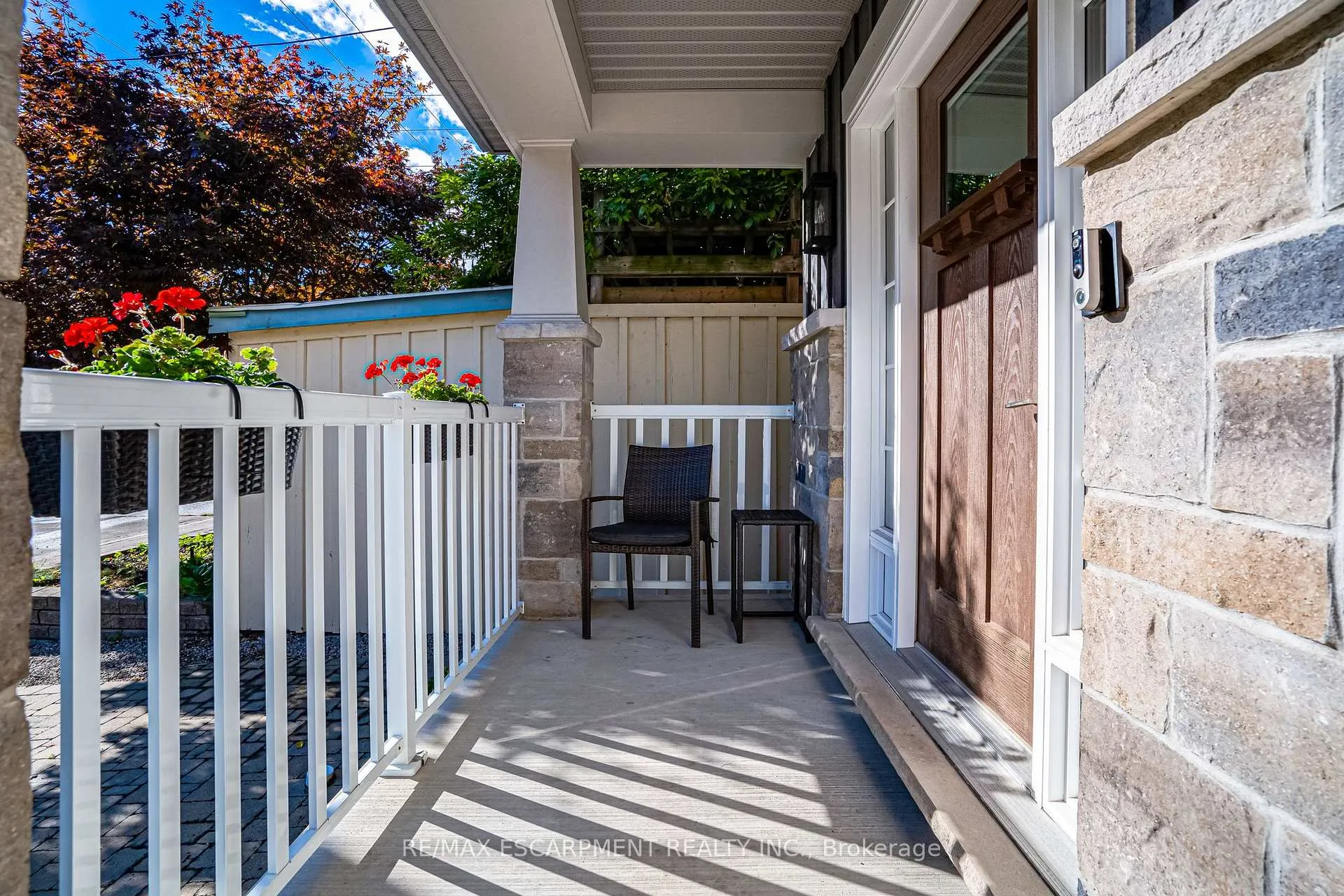 Photo 37 of 201 Hatt Street, Hamilton, Dundas — HOMEH