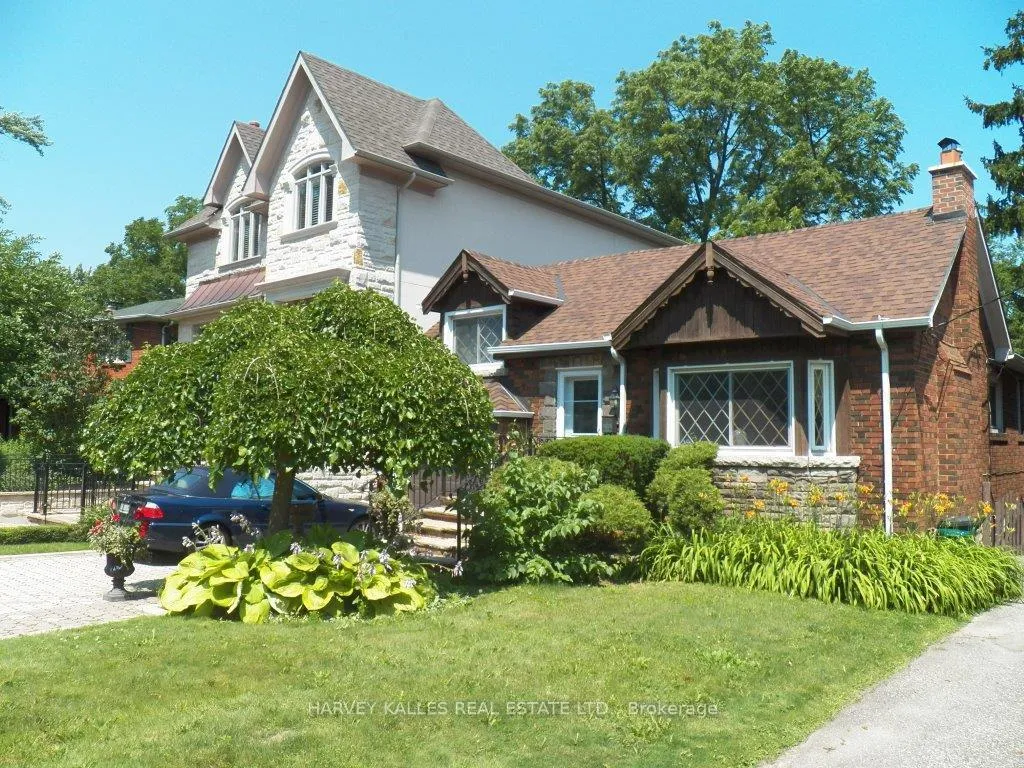 Photo 1 of 85 Yonge Boulevard, Toronto, Bedford Park-Nortown — HOMEH