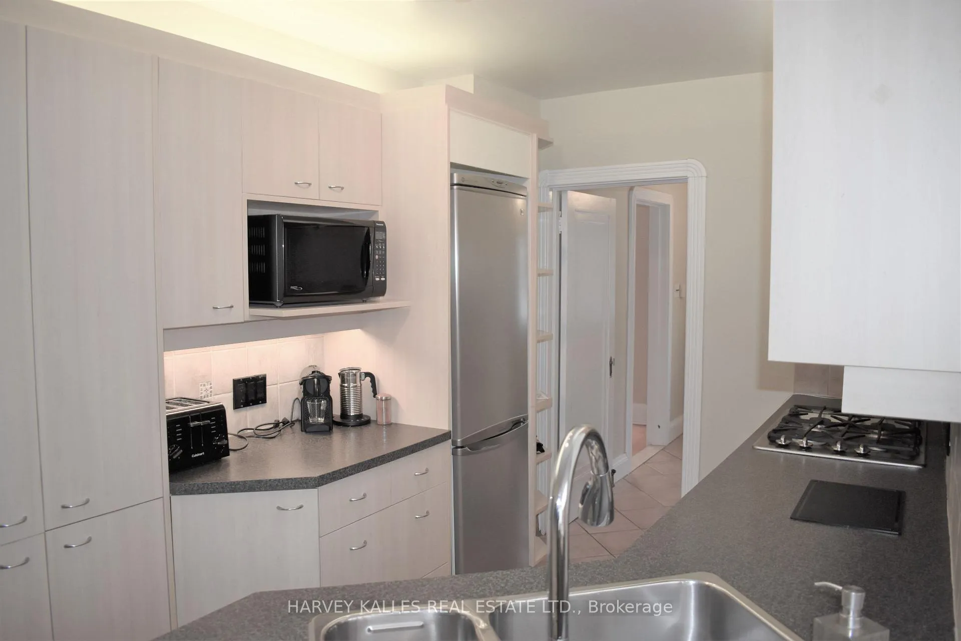 Photo 6 of 85 Yonge Boulevard, Toronto, Bedford Park-Nortown — HOMEH