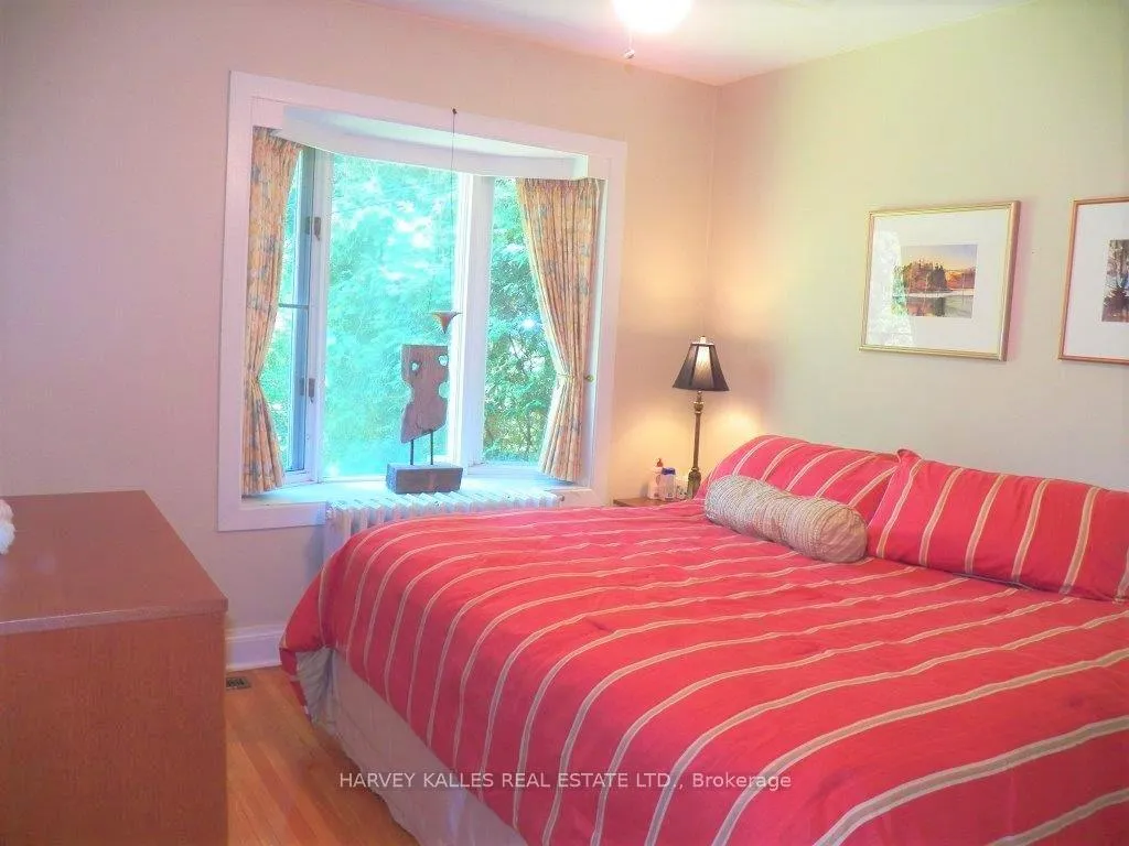 Photo 12 of 85 Yonge Boulevard, Toronto, Bedford Park-Nortown — HOMEH