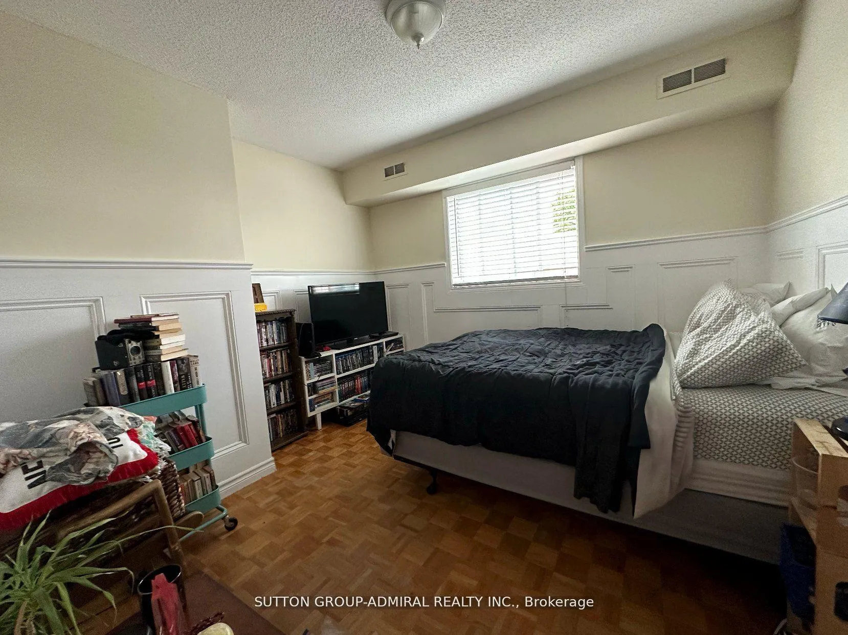 Photo 18 of 159 Earlsdale Avenue, Toronto, Oakwood Village — HOMEH