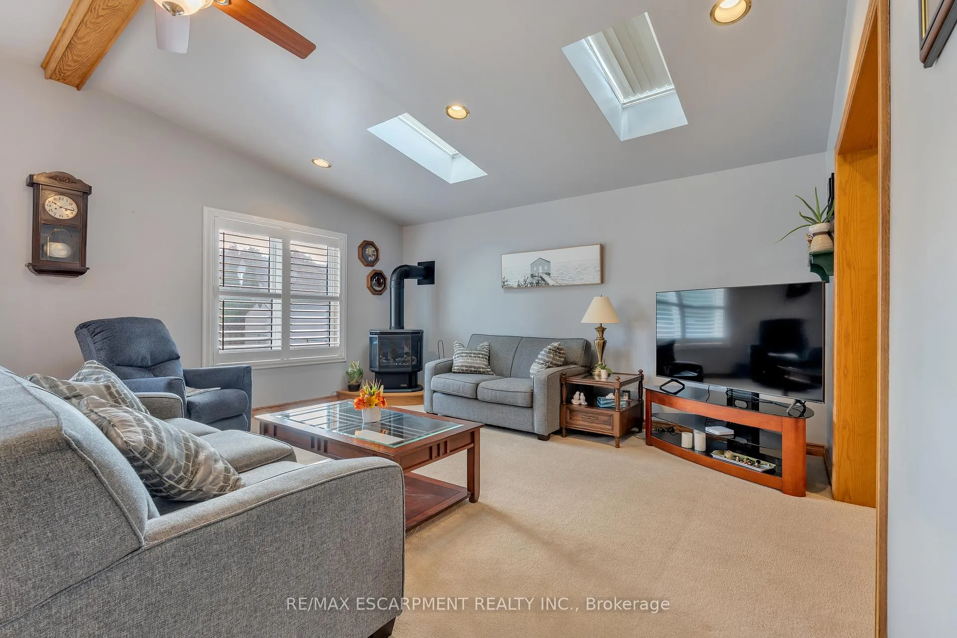 Photo 10 of 67 Galbraith Drive, Hamilton, Stoney Creek — HOMEH