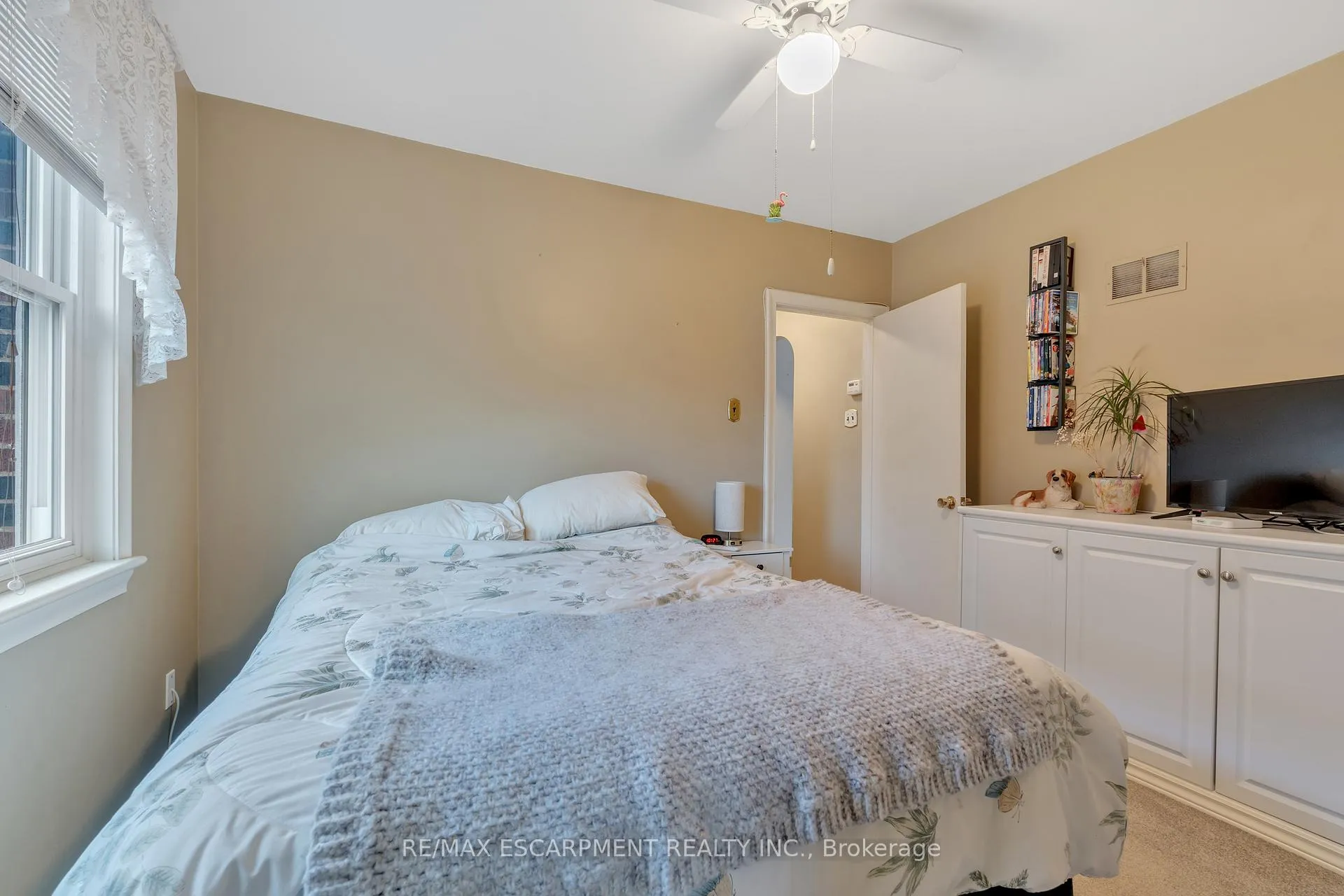 Photo 18 of 67 Galbraith Drive, Hamilton, Stoney Creek — HOMEH