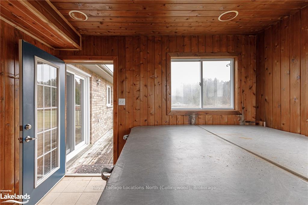 Photo 38 of 4228 Hogback Road, Clearview, Rural Clearview — HOMEH