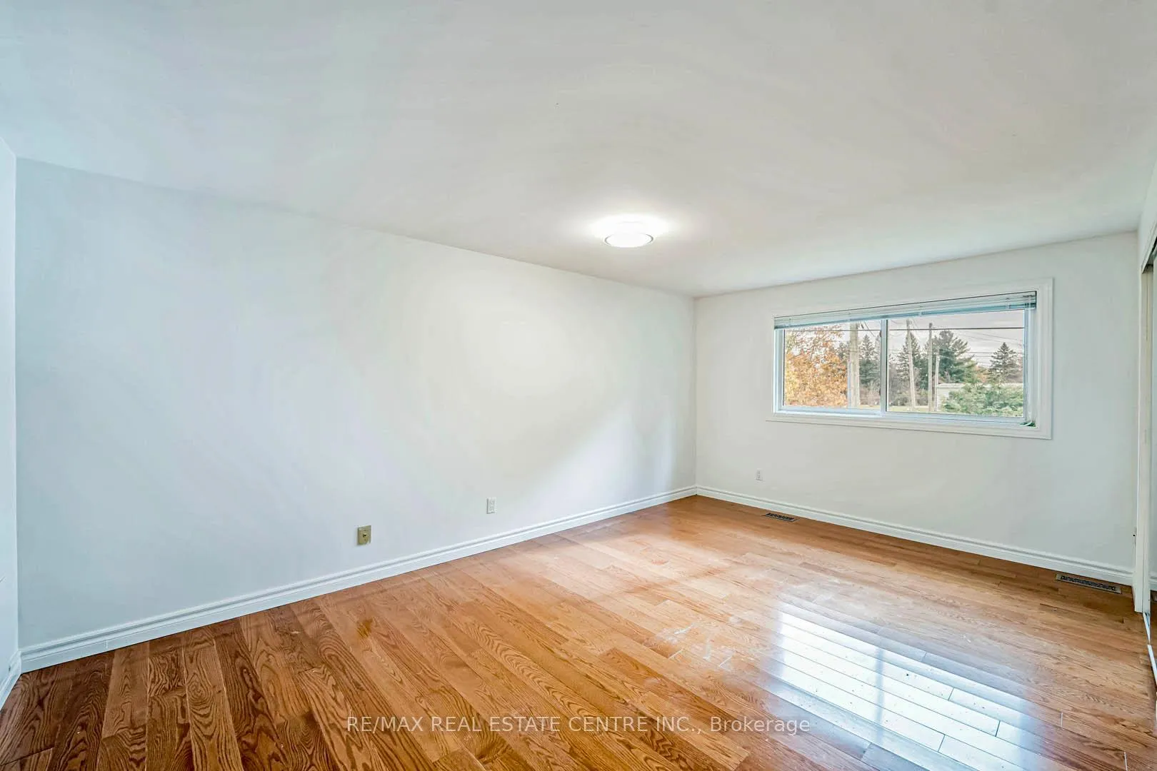 Photo 27 of 105 Drakefield Road, Markham, Bullock — HOMEH