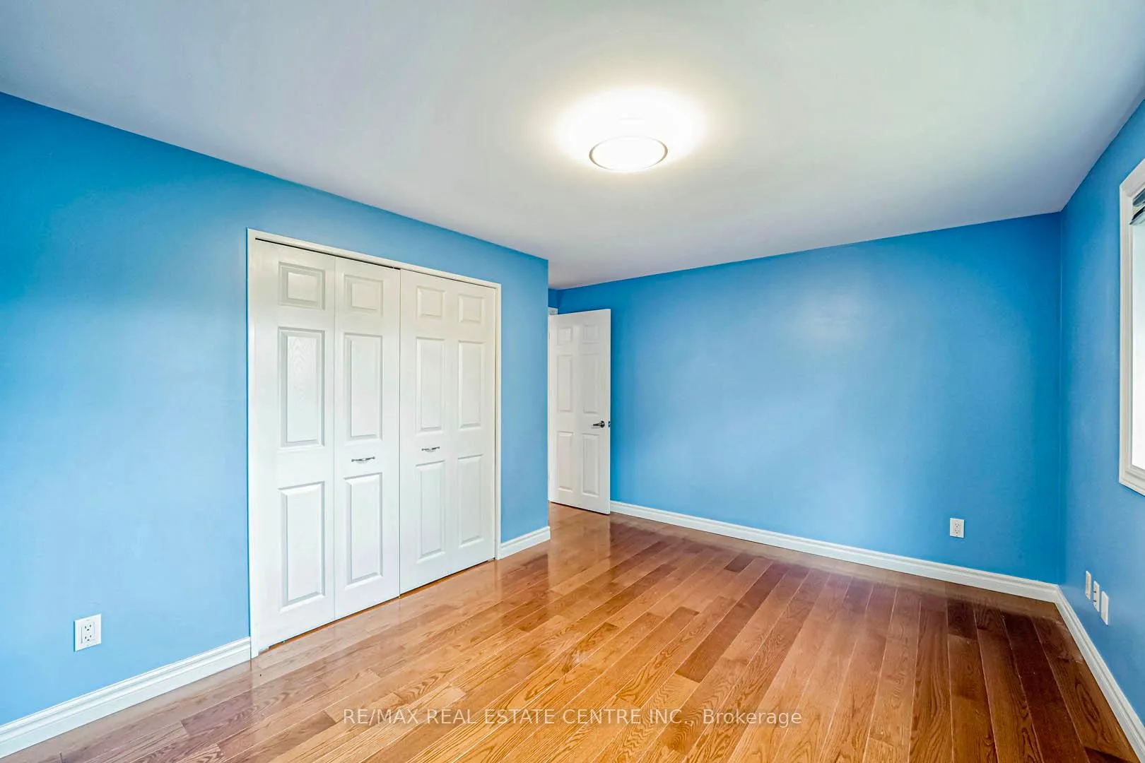 Photo 31 of 105 Drakefield Road, Markham, Bullock — HOMEH