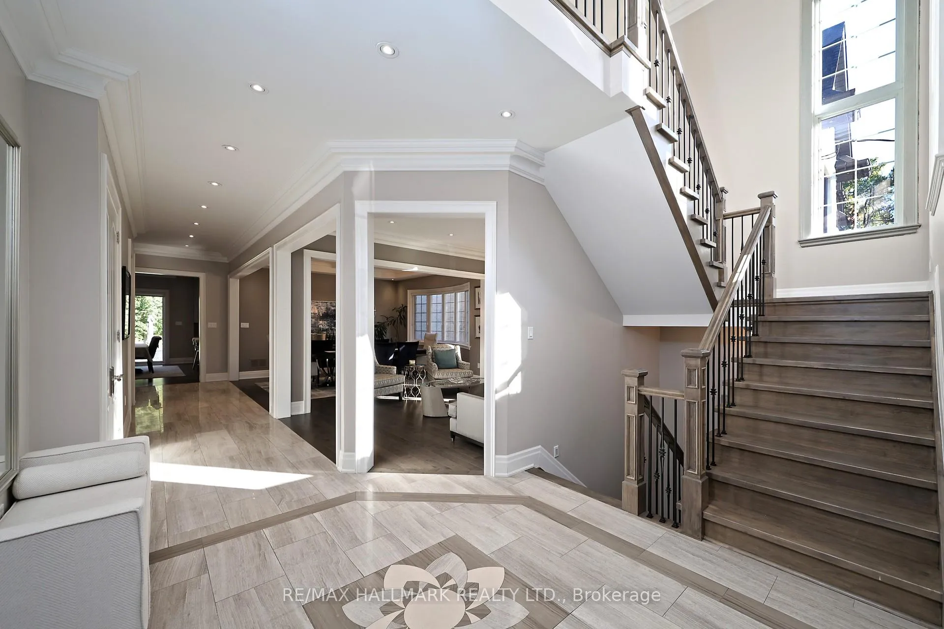 Photo 4 of 46 Proctor Avenue, Markham, Grandview — HOMEH