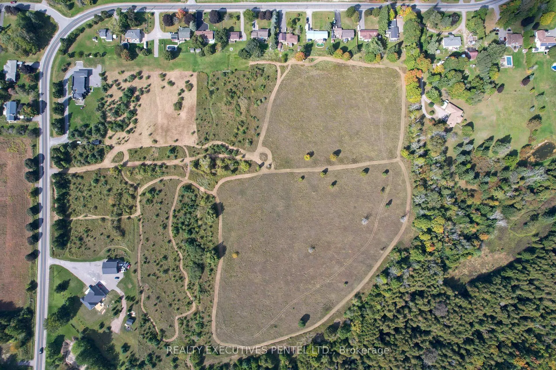 Photo 6 of 3055 Harwood Road, Hamilton Township, Rural Hamilton — HOMEH