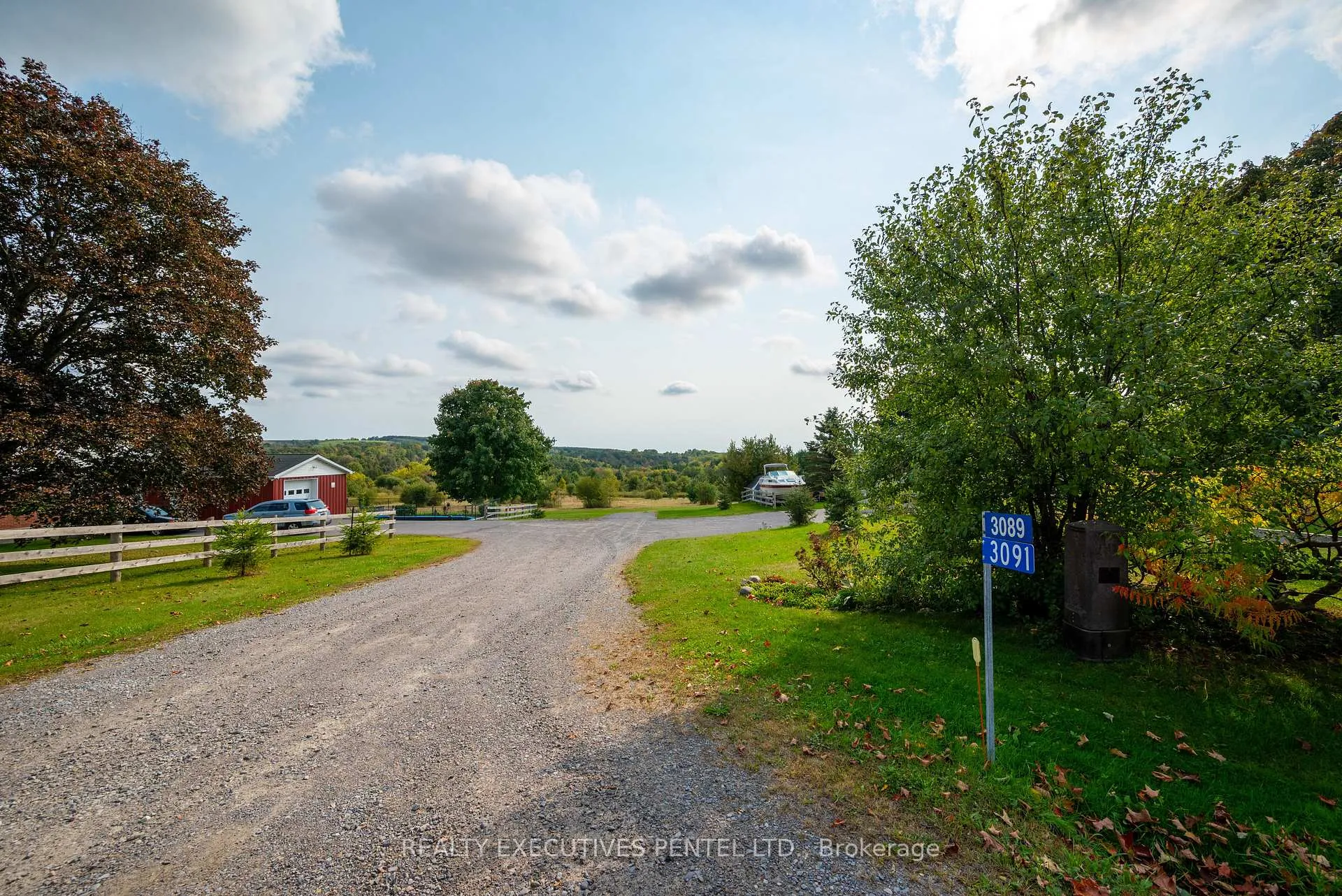 Photo 5 of 3091 Harwood Road, Hamilton Township, Rural Hamilton — HOMEH