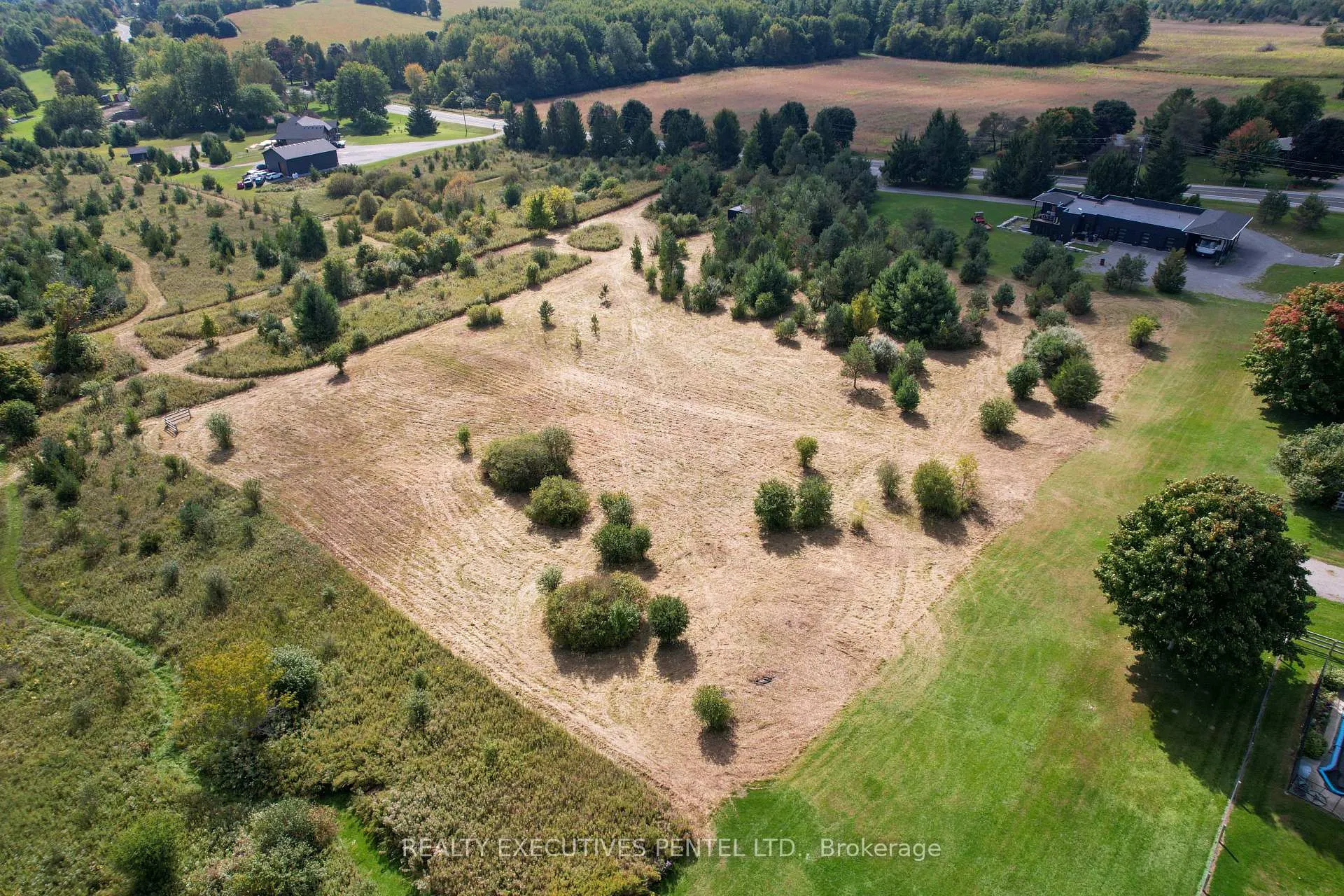 Photo 7 of 3091 Harwood Road, Hamilton Township, Rural Hamilton — HOMEH