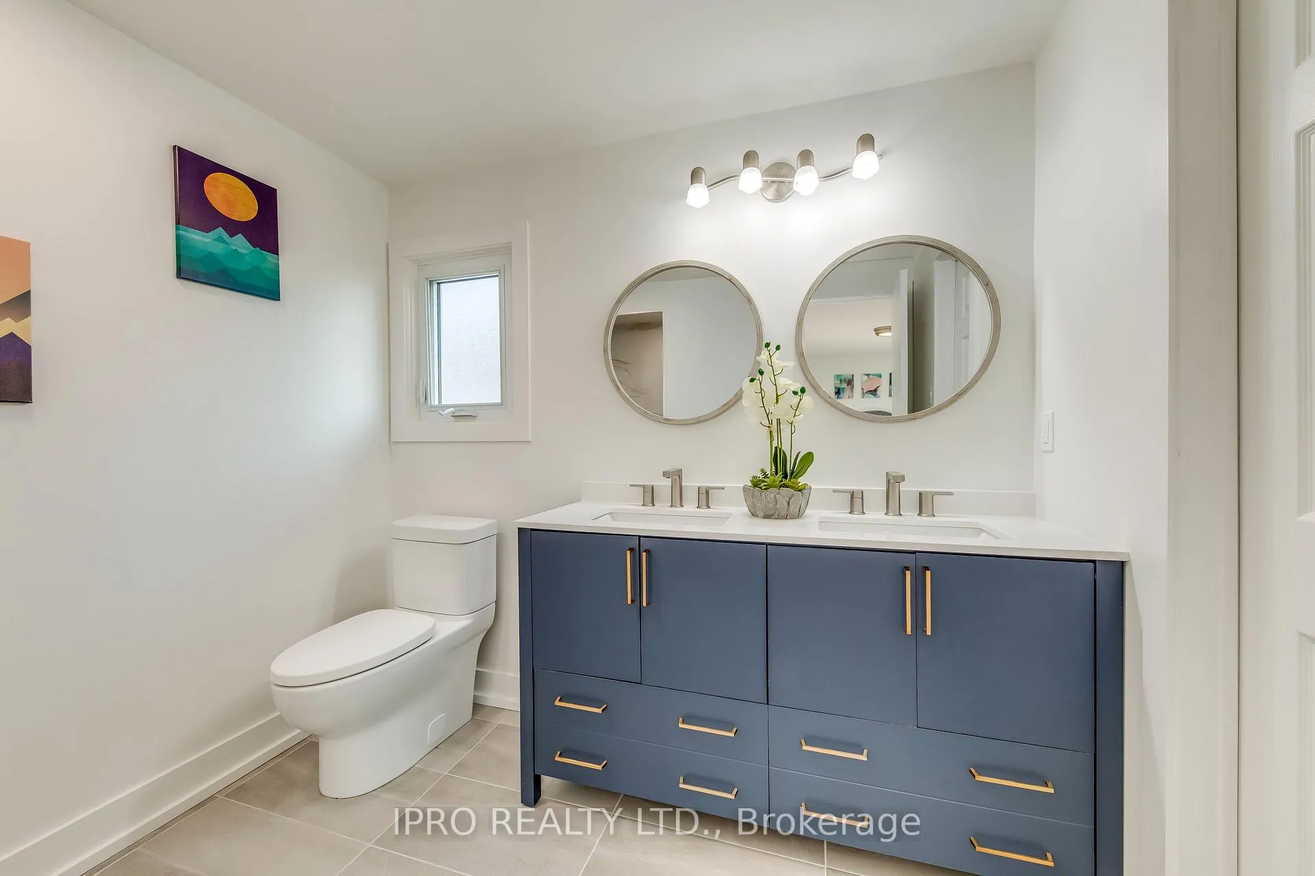 Photo 25 of 45 Karsh Crescent, Hamilton, Waterdown — HOMEH
