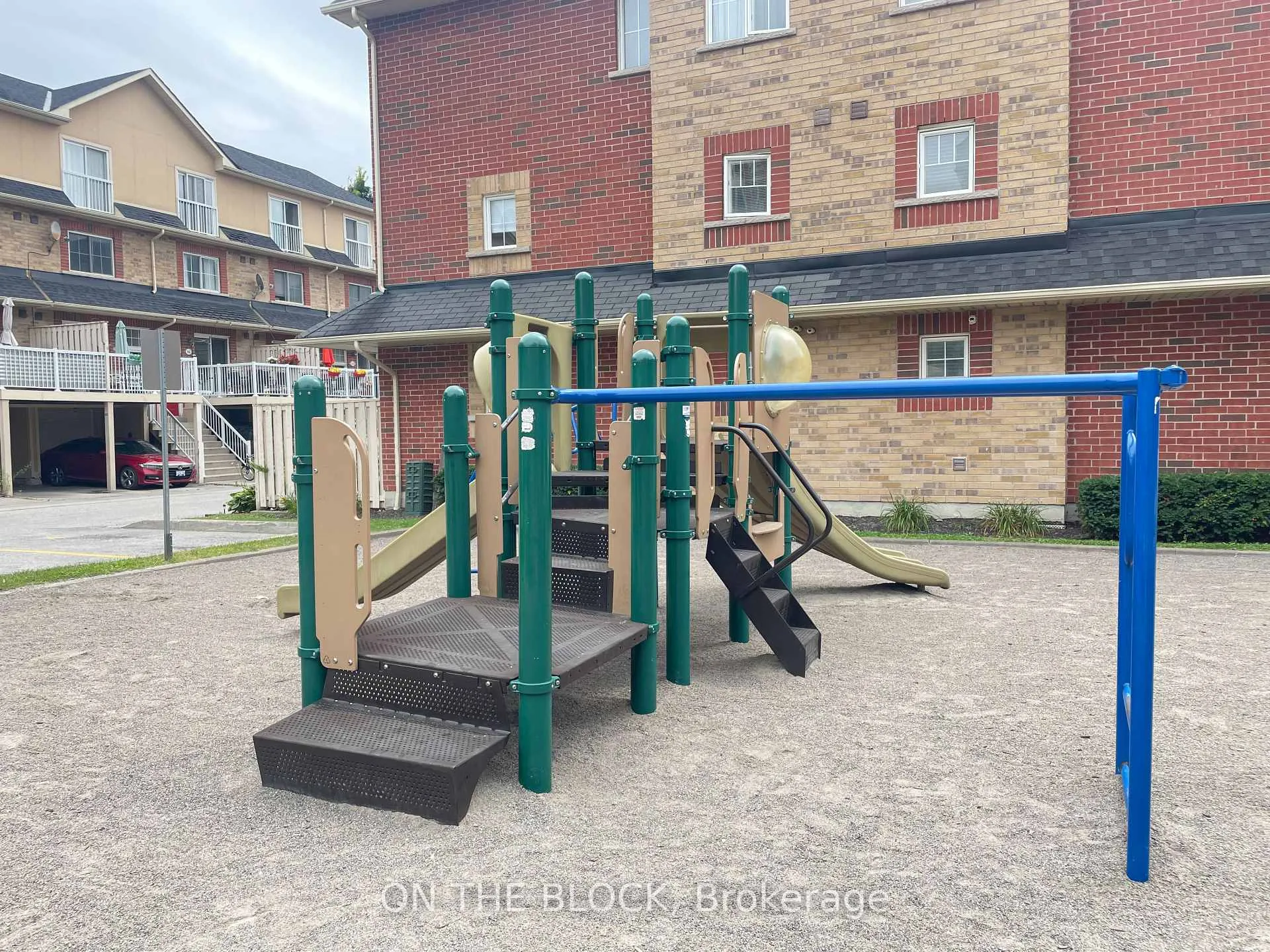 Photo 28 of Unit 106, 1775 Valley Farm Road, Pickering, Town Centre — HOMEH