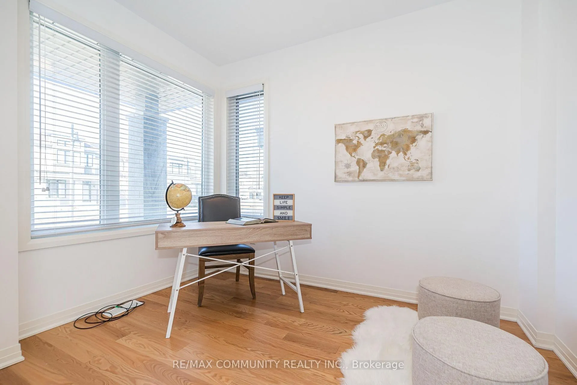 Photo 5 of 35 Yacht Drive, Clarington, Bowmanville — HOMEH