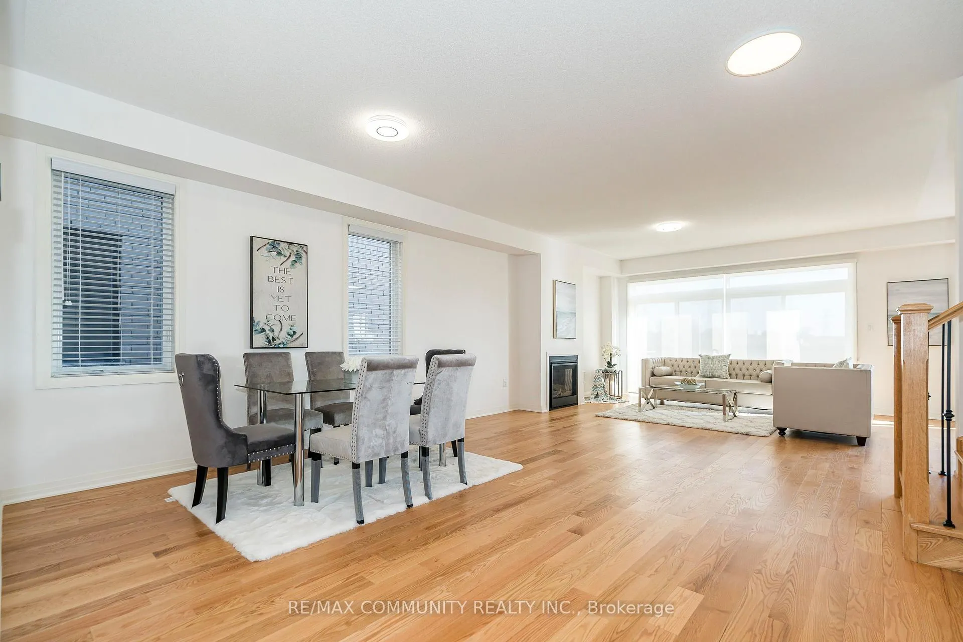 Photo 7 of 35 Yacht Drive, Clarington, Bowmanville — HOMEH