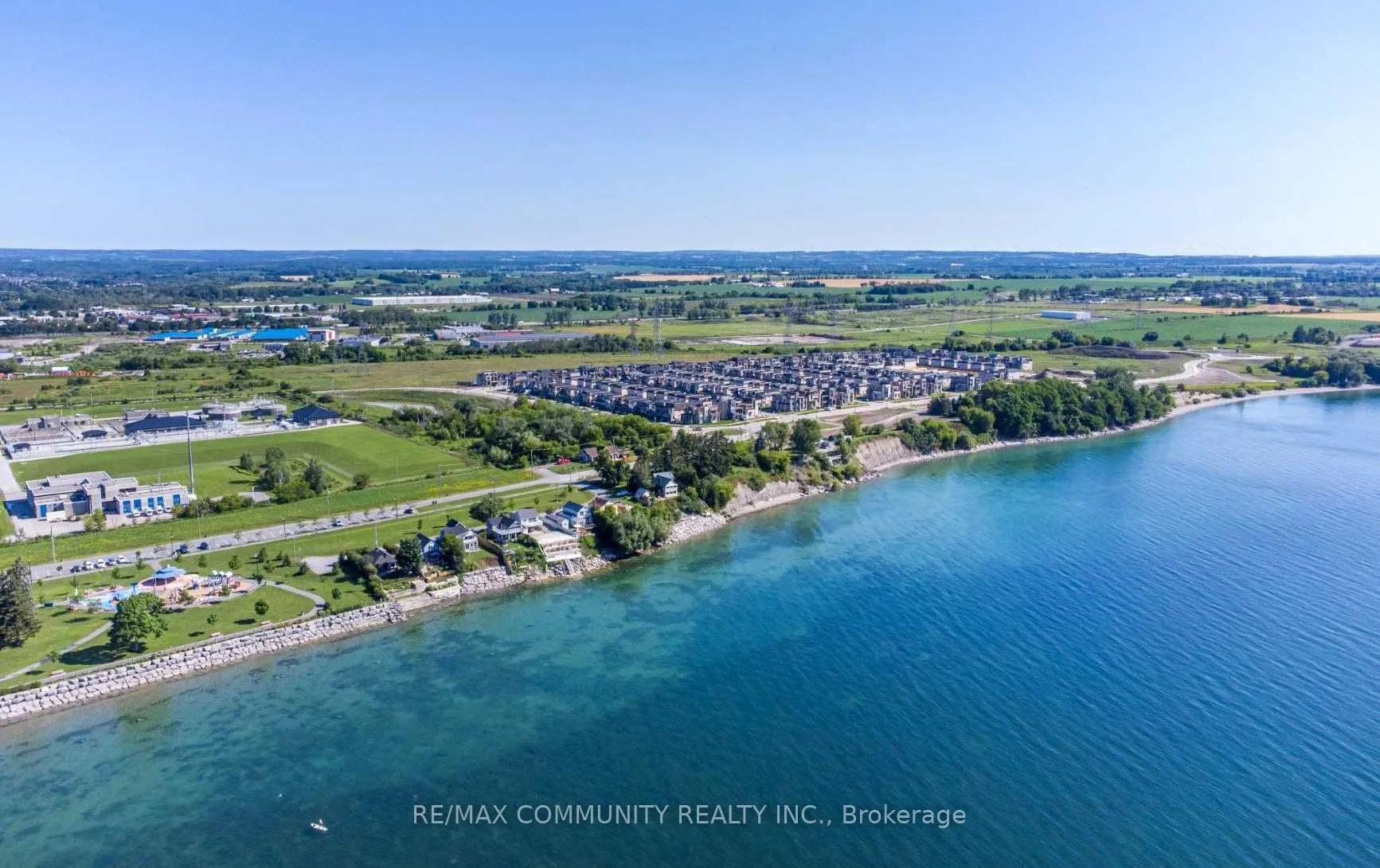 Photo 33 of 35 Yacht Drive, Clarington, Bowmanville — HOMEH