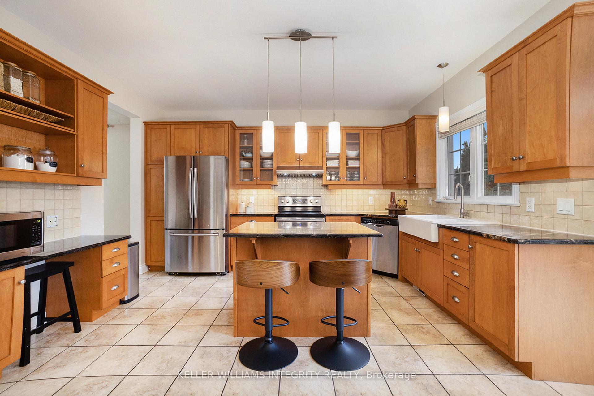 Photo 13 of 346 Blackleaf Drive, Ottawa, Barrhaven - Stonebridge — HOMEH