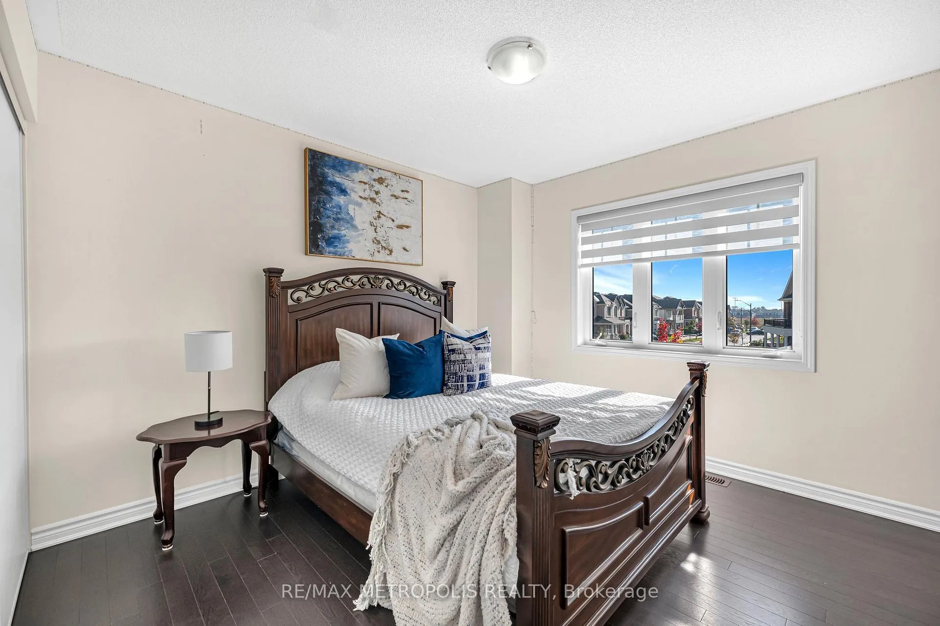 Photo 15 of 55 Westfield Drive, Whitby, Rural Whitby — HOMEH