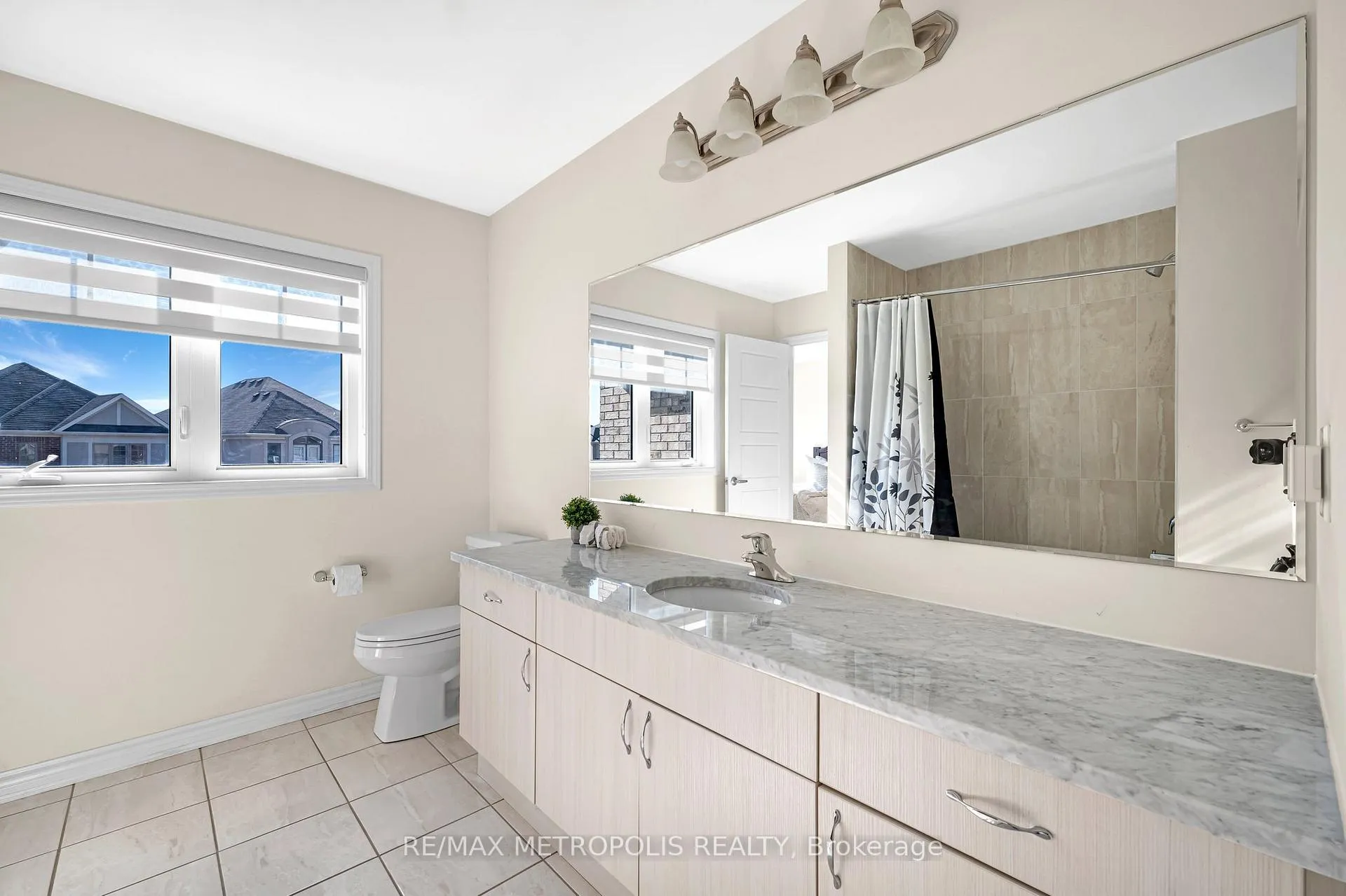 Photo 19 of 55 Westfield Drive, Whitby, Rural Whitby — HOMEH