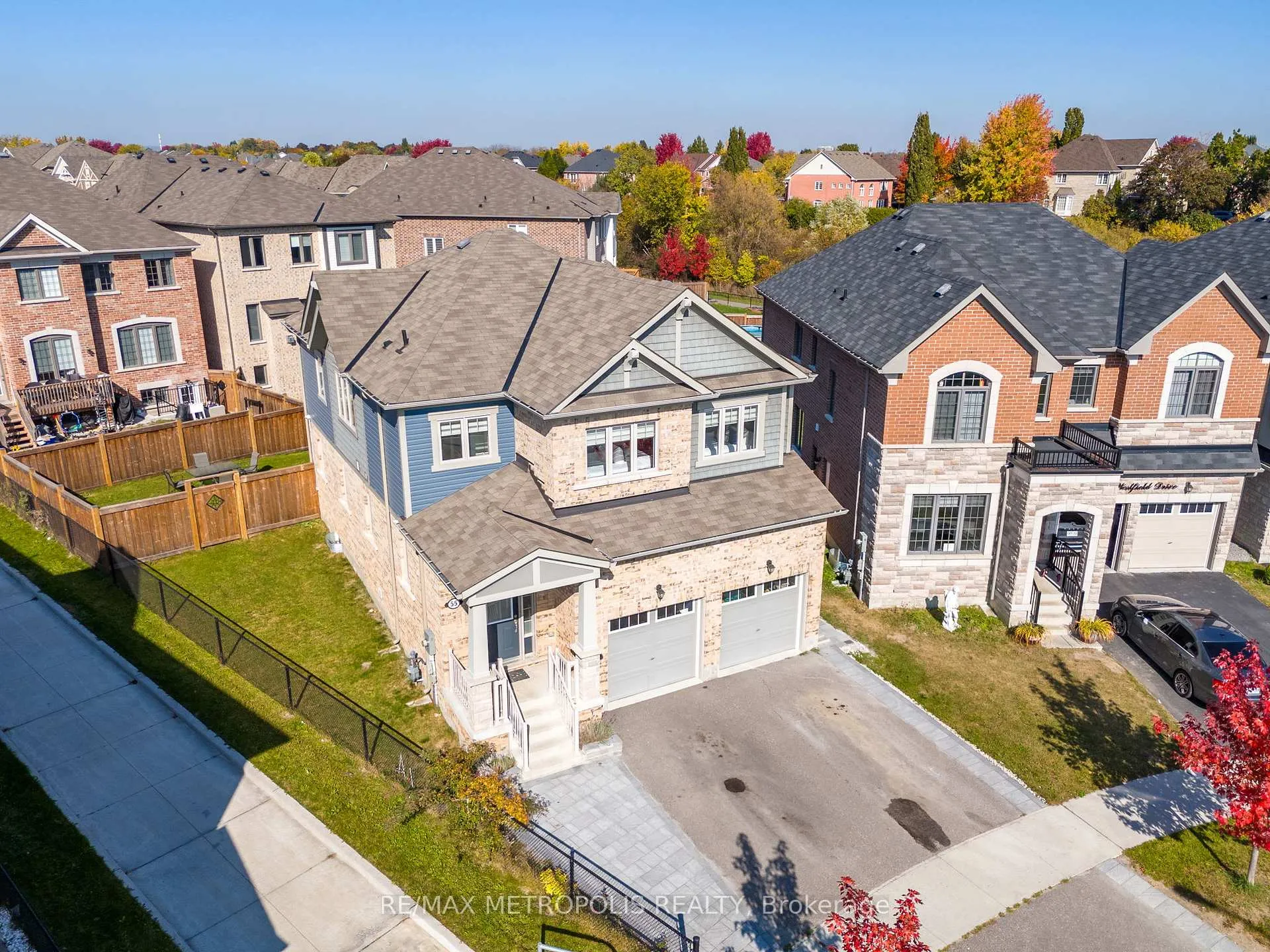 Photo 37 of 55 Westfield Drive, Whitby, Rural Whitby — HOMEH