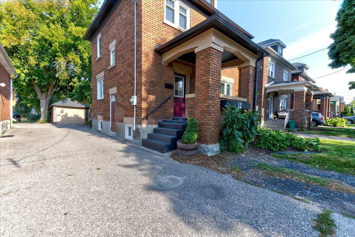 Photo 3 of 12 Onward Avenue, Kitchener, King East — HOMEH