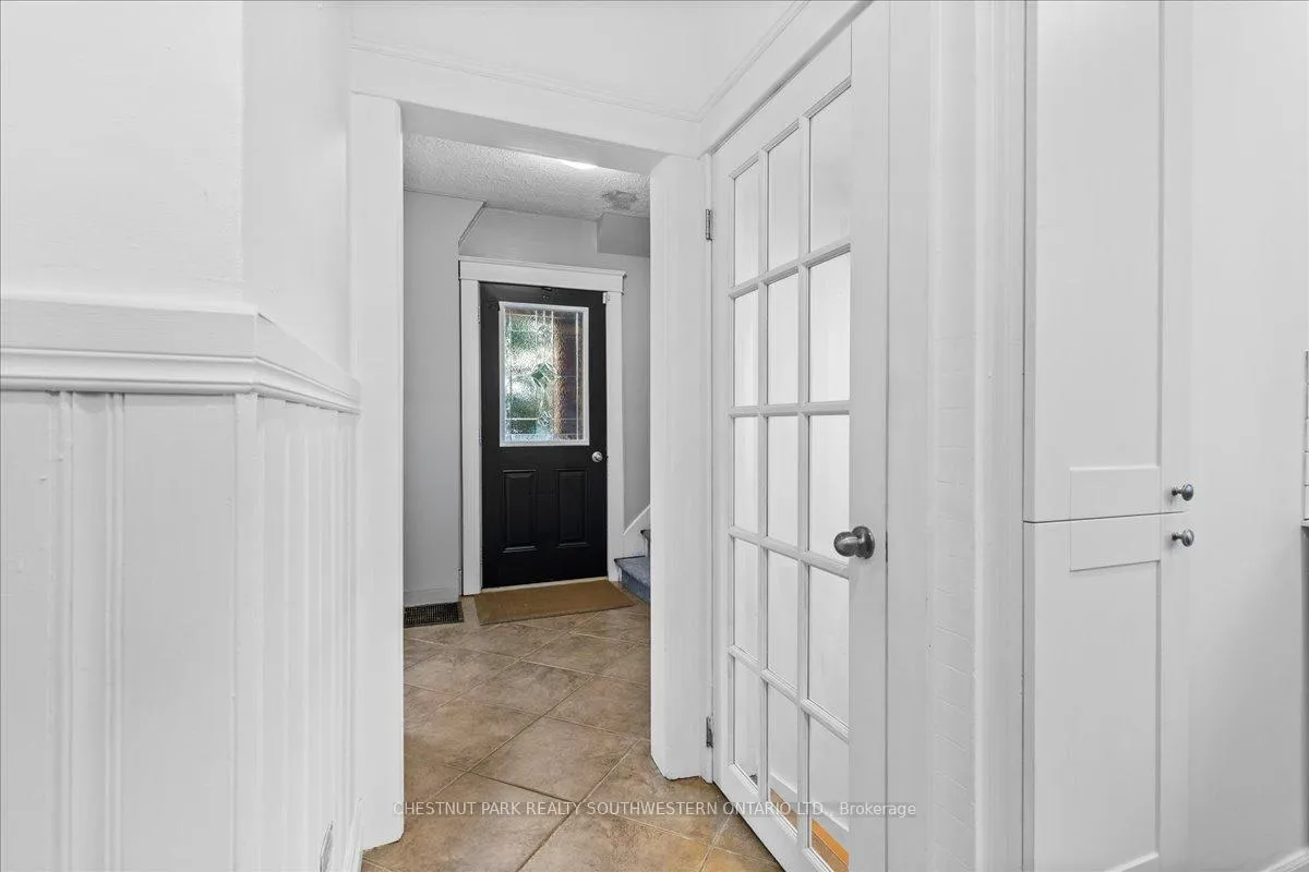 Photo 16 of 12 Onward Avenue, Kitchener, King East — HOMEH