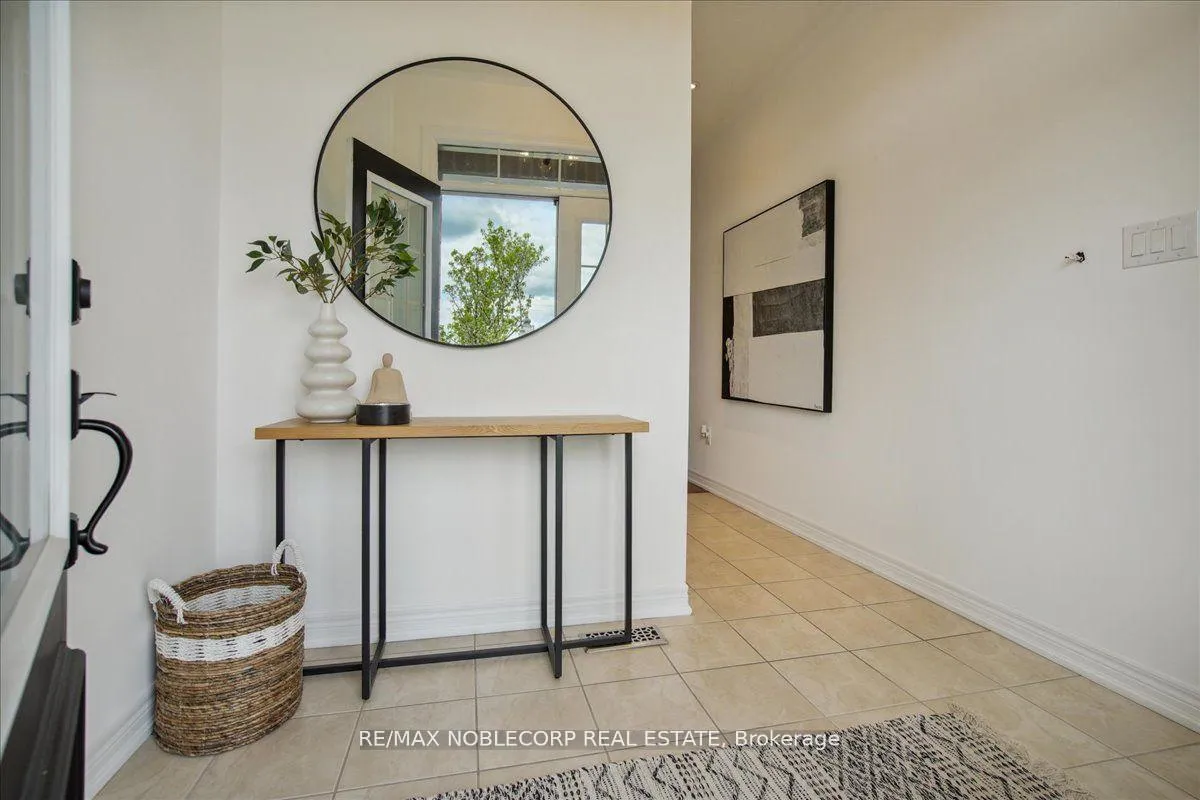 Photo 4 of 41 Robert Osprey Drive, Markham, Cathedraltown — HOMEH