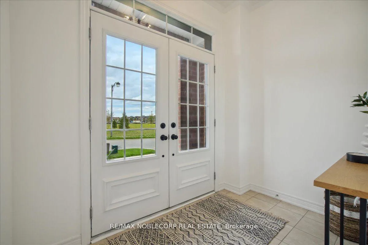 Photo 5 of 41 Robert Osprey Drive, Markham, Cathedraltown — HOMEH