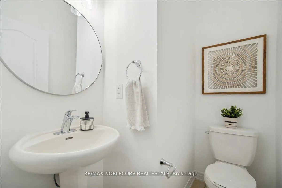 Photo 20 of 41 Robert Osprey Drive, Markham, Cathedraltown — HOMEH