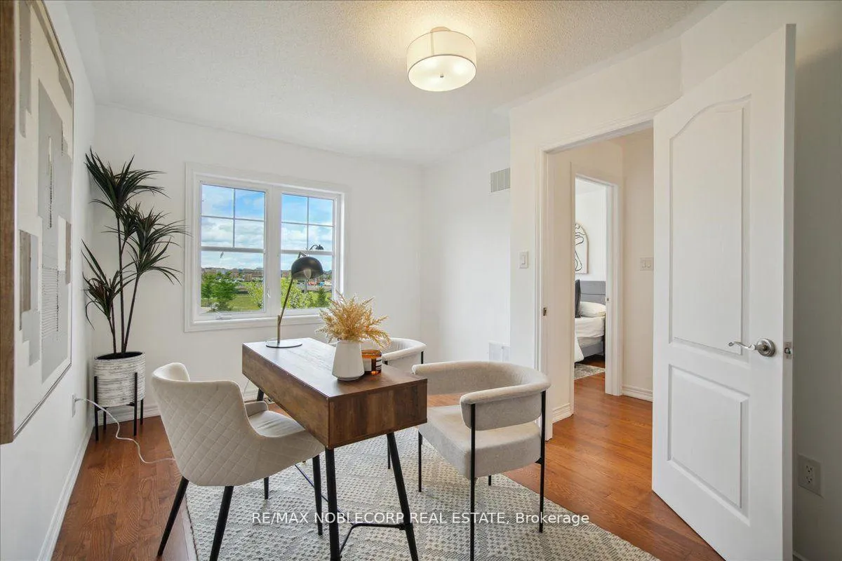 Photo 24 of 41 Robert Osprey Drive, Markham, Cathedraltown — HOMEH