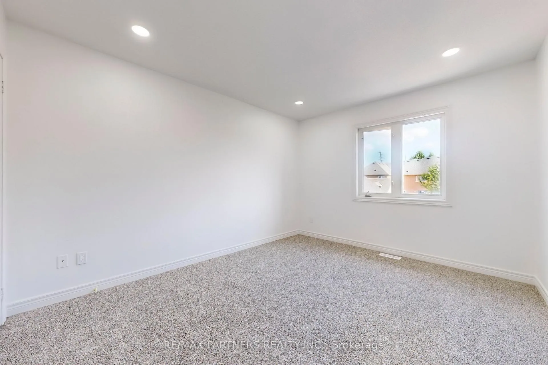 Photo 23 of 67 Irish Rose Drive, Markham, Berczy — HOMEH
