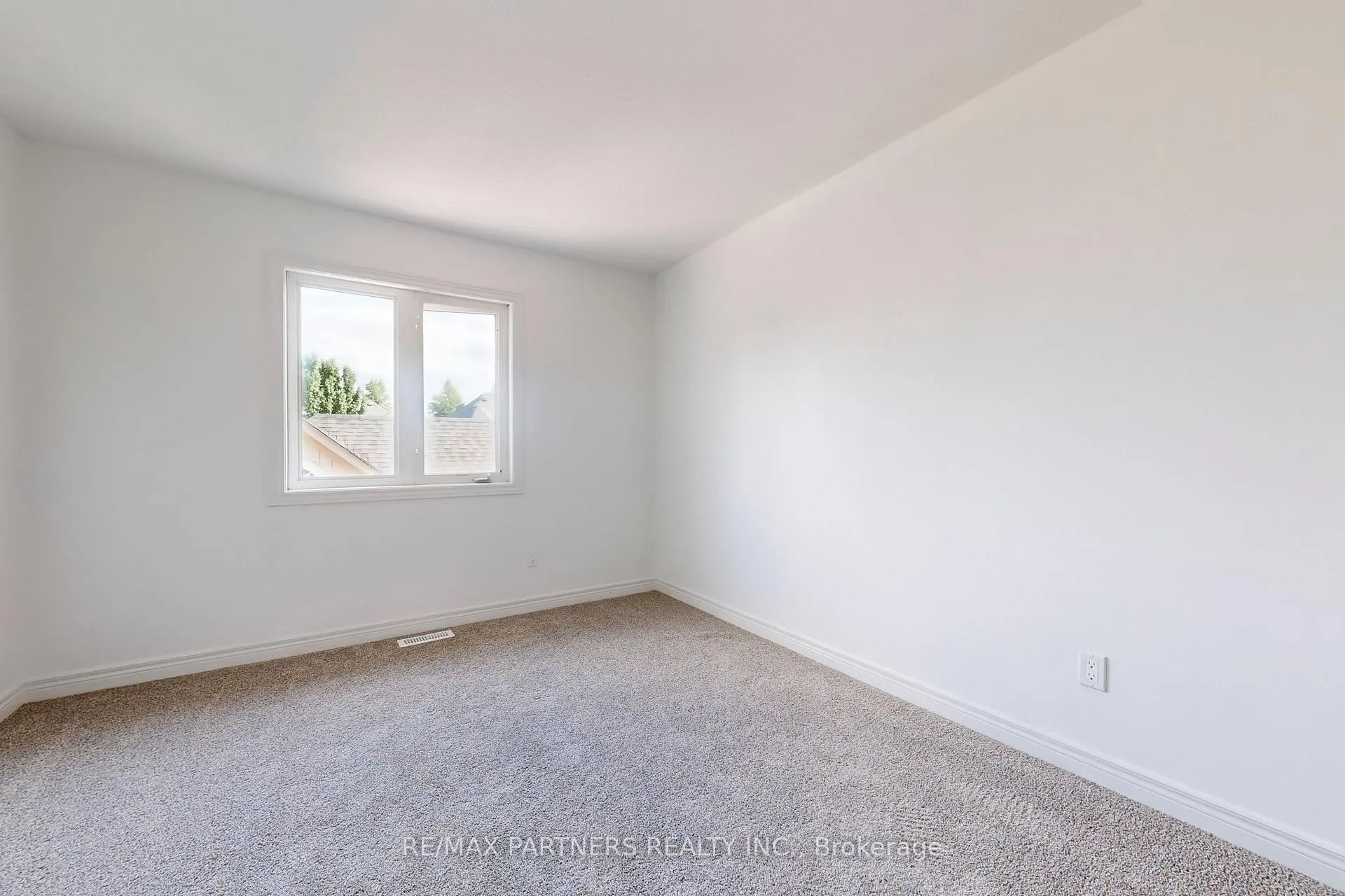 Photo 25 of 67 Irish Rose Drive, Markham, Berczy — HOMEH