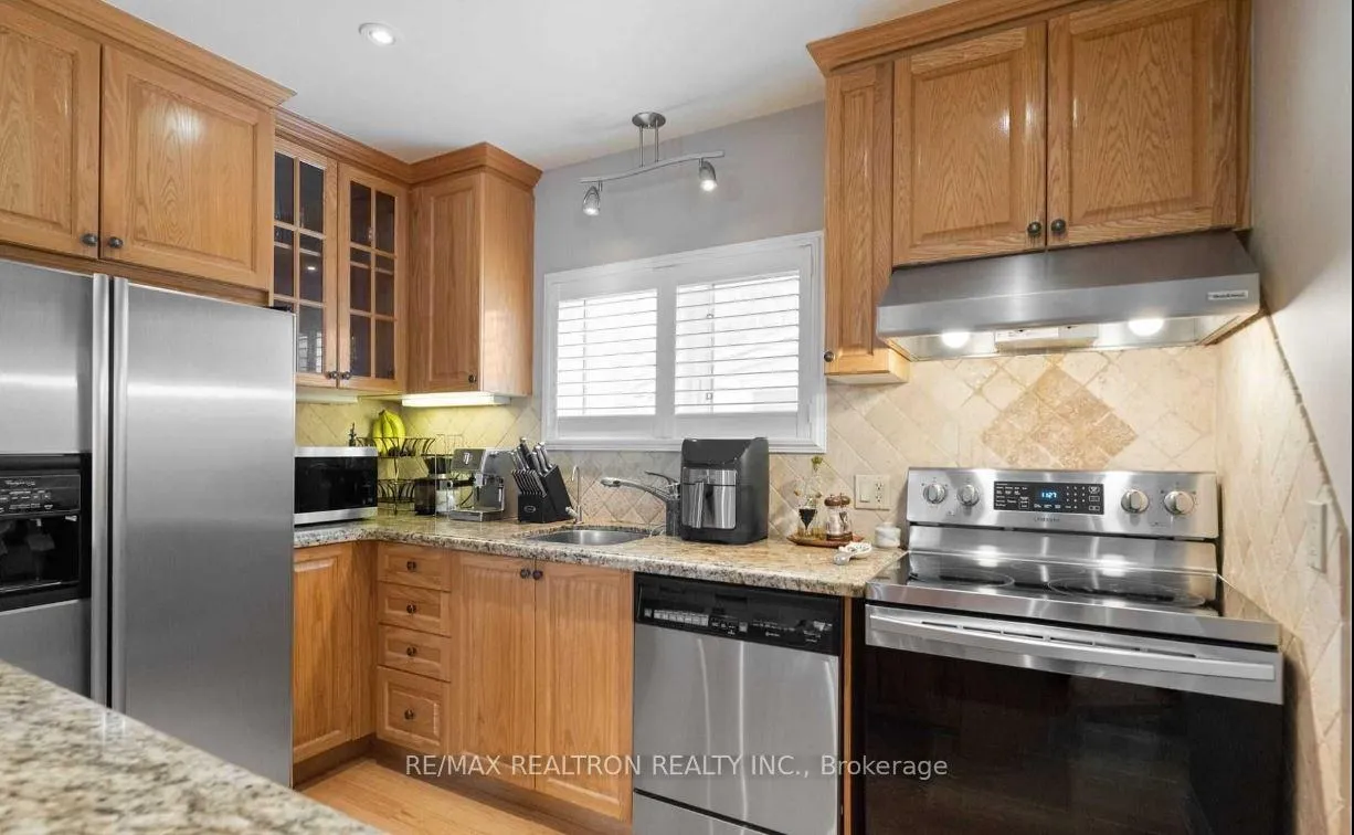 Photo 2 of 473 Vaughan Road E, Toronto, Oakwood Village — HOMEH