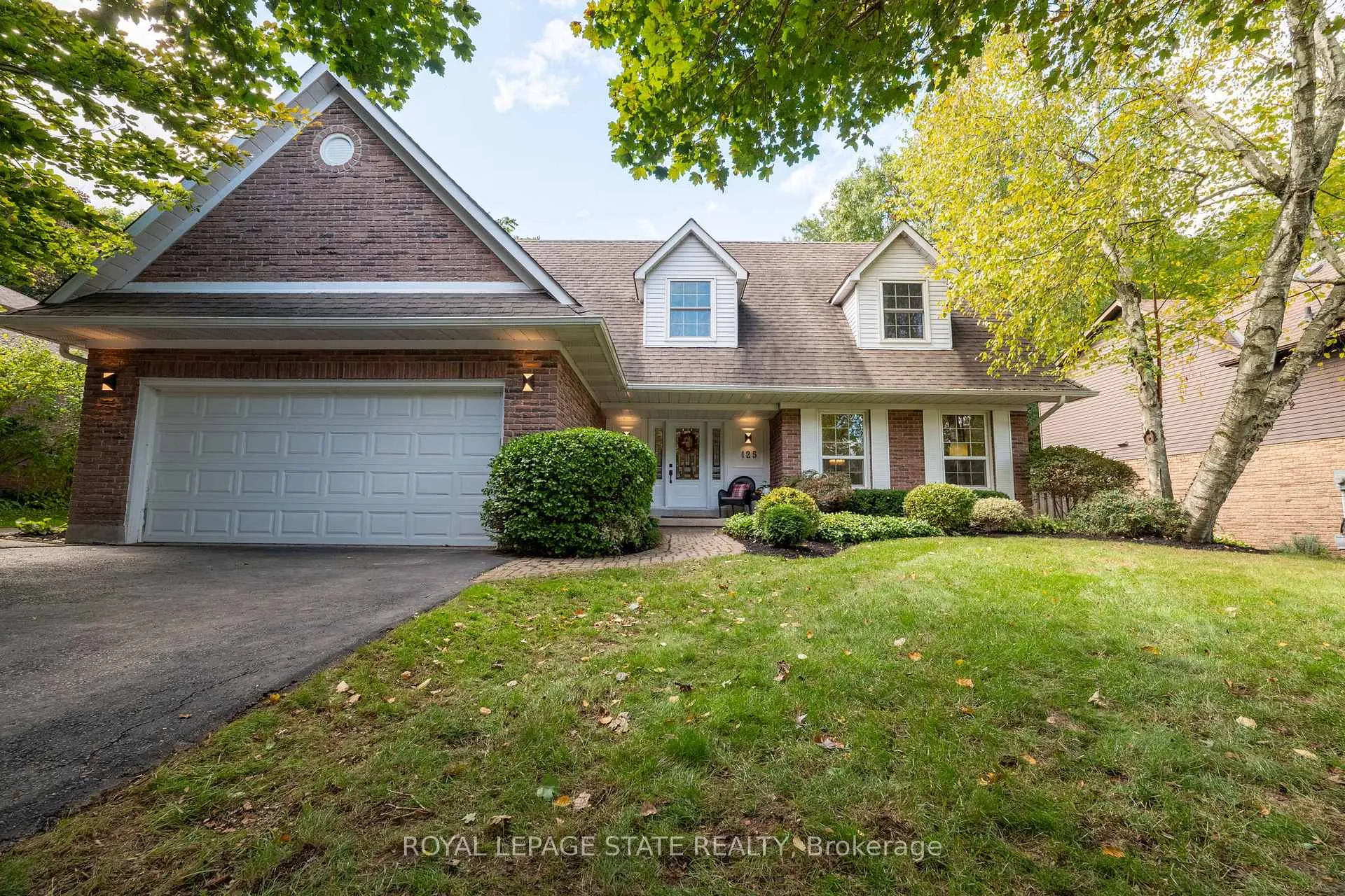 Photo 1 of 125 Chatterson Drive, Hamilton, Ancaster — HOMEH