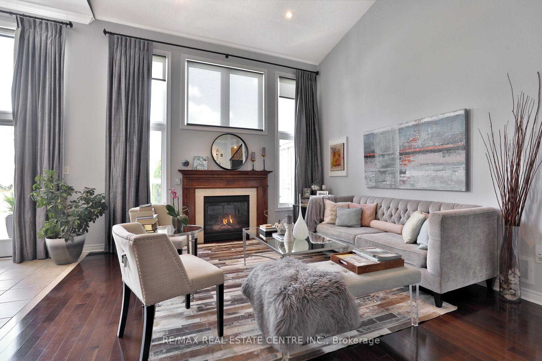Photo 3 of 4210 Sarazen Drive, Burlington, Rose — HOMEH