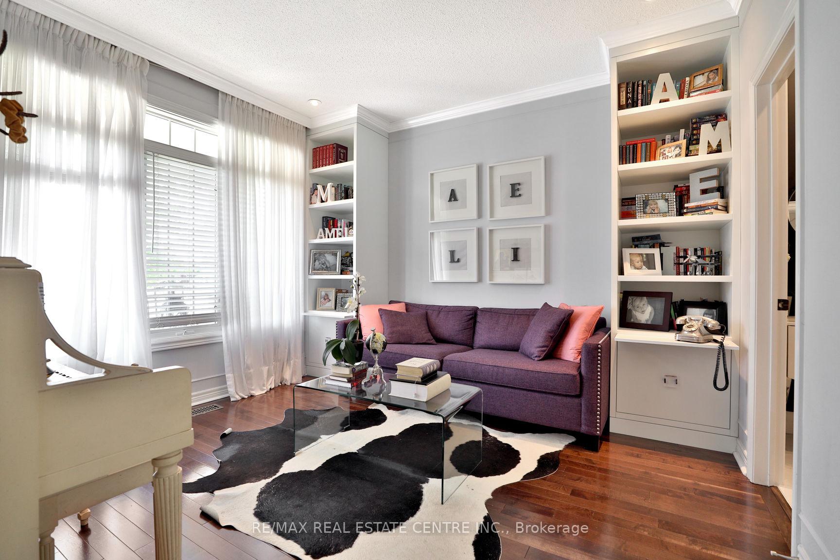Photo 8 of 4210 Sarazen Drive, Burlington, Rose — HOMEH