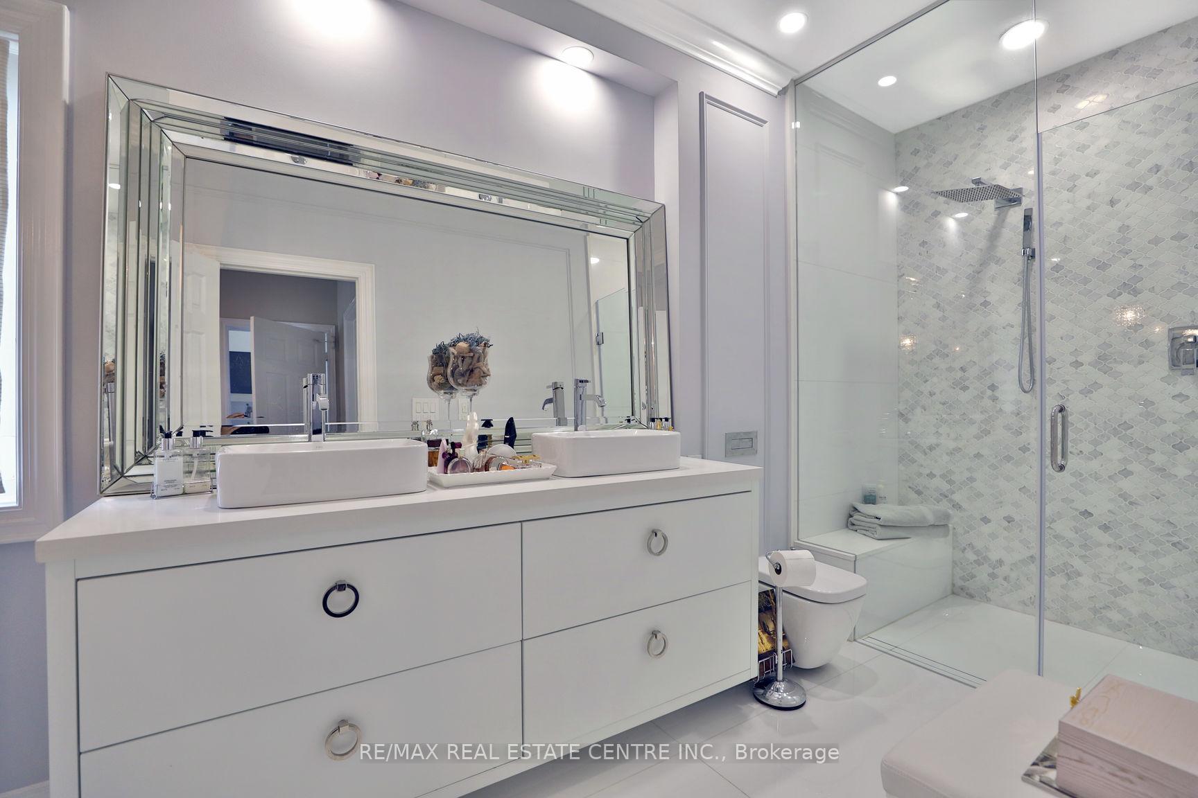 Photo 12 of 4210 Sarazen Drive, Burlington, Rose — HOMEH