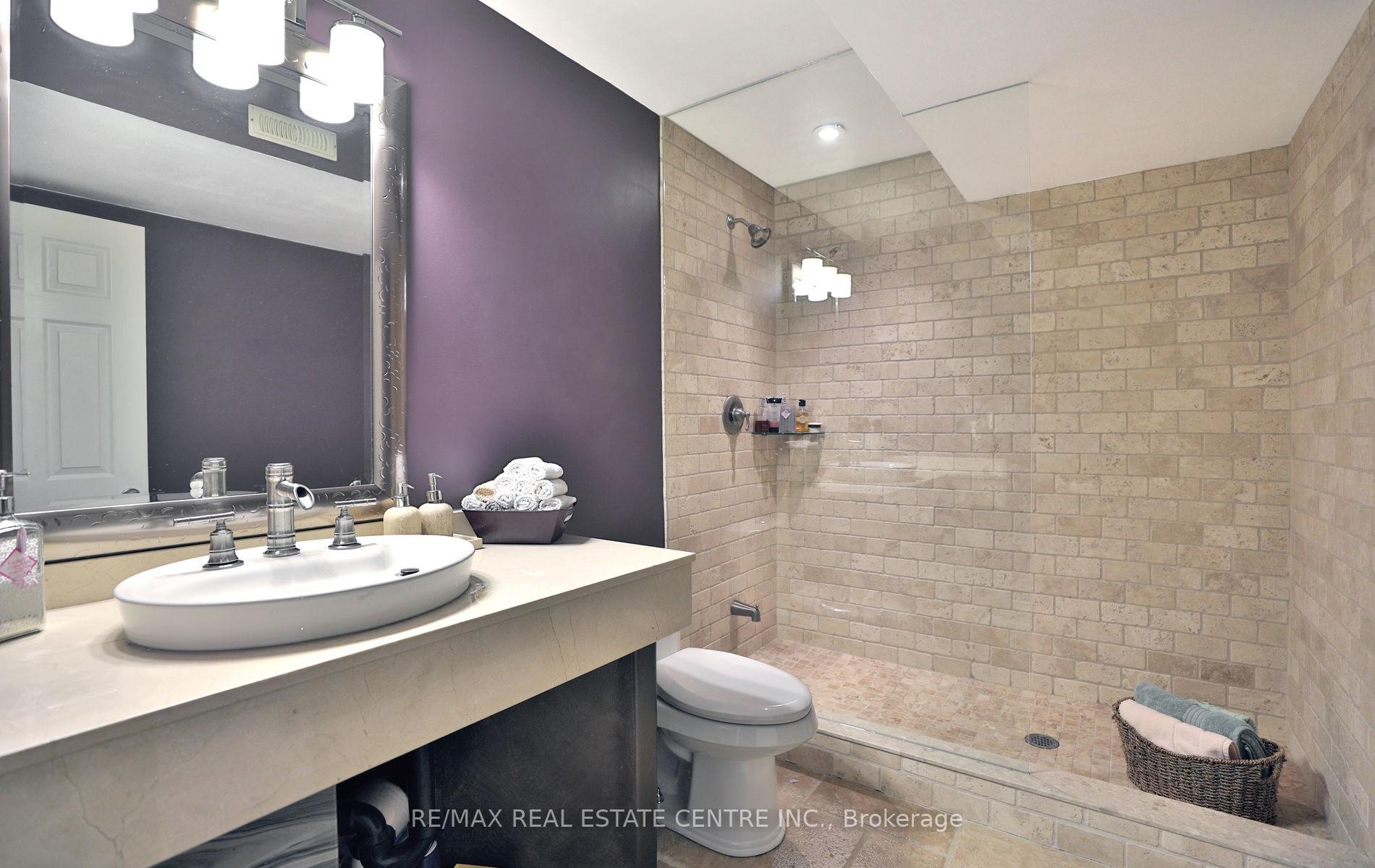 Photo 23 of 4210 Sarazen Drive, Burlington, Rose — HOMEH