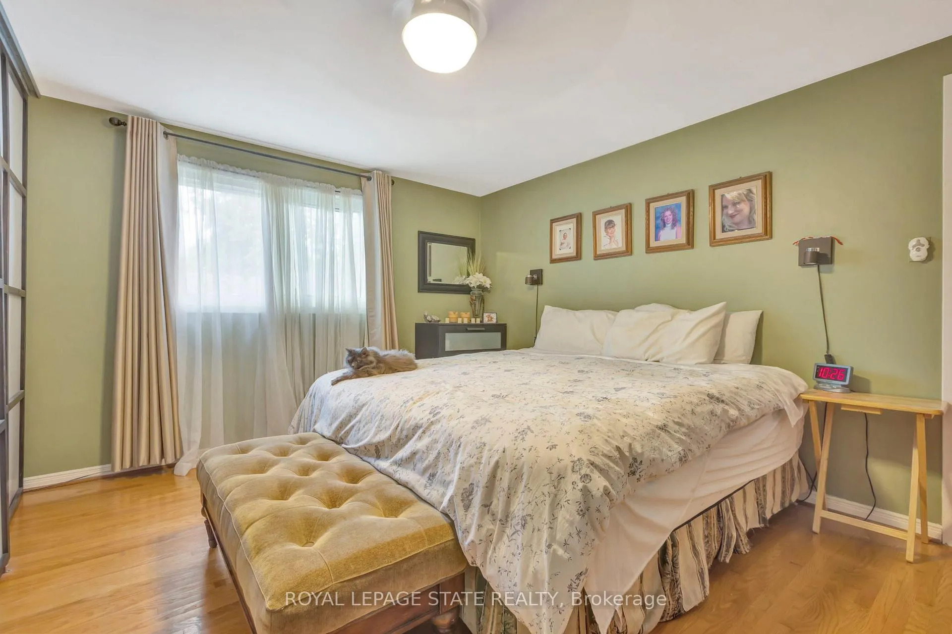 Photo 13 of 65 Maple Drive, Hamilton, Stoney Creek — HOMEH