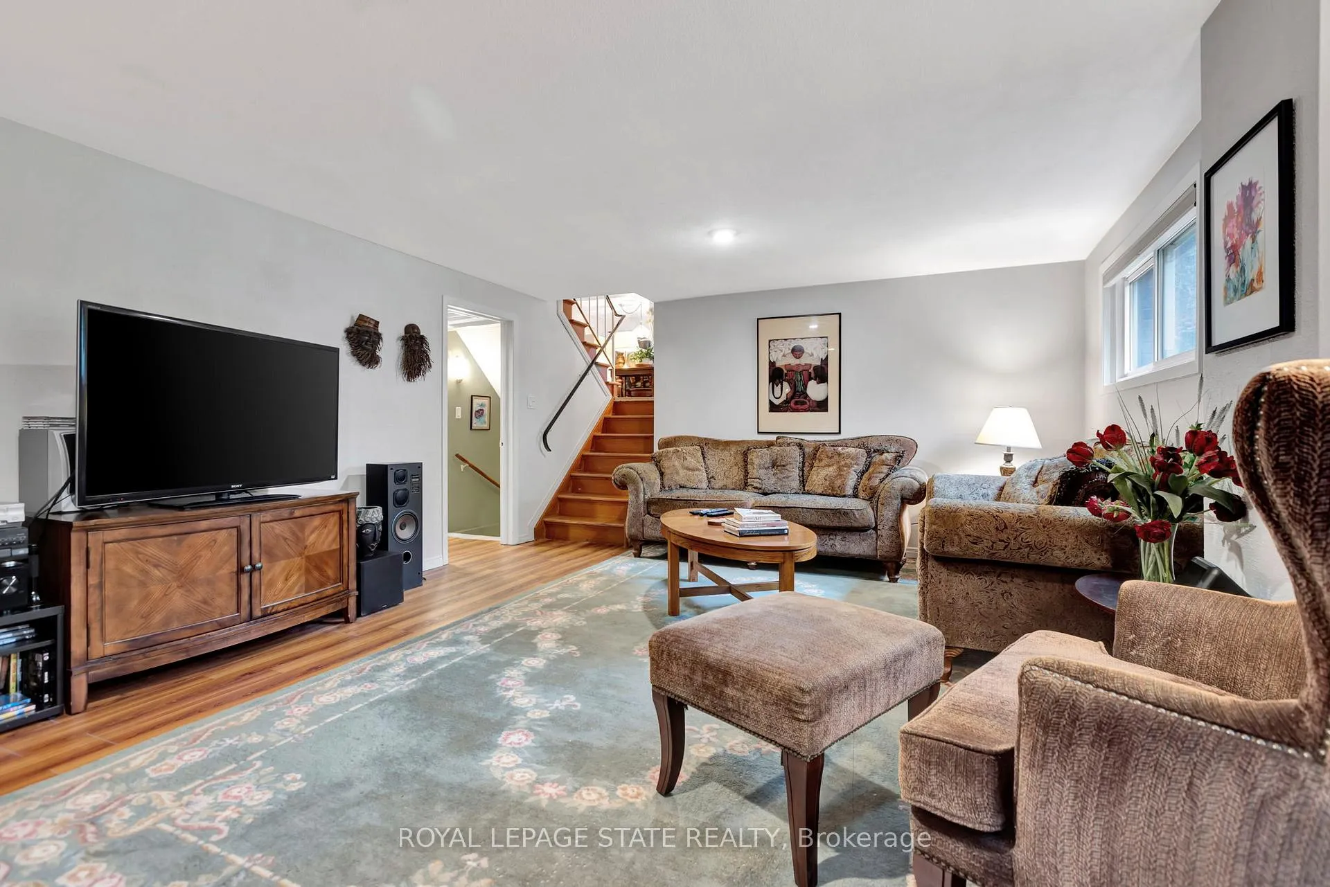 Photo 19 of 65 Maple Drive, Hamilton, Stoney Creek — HOMEH