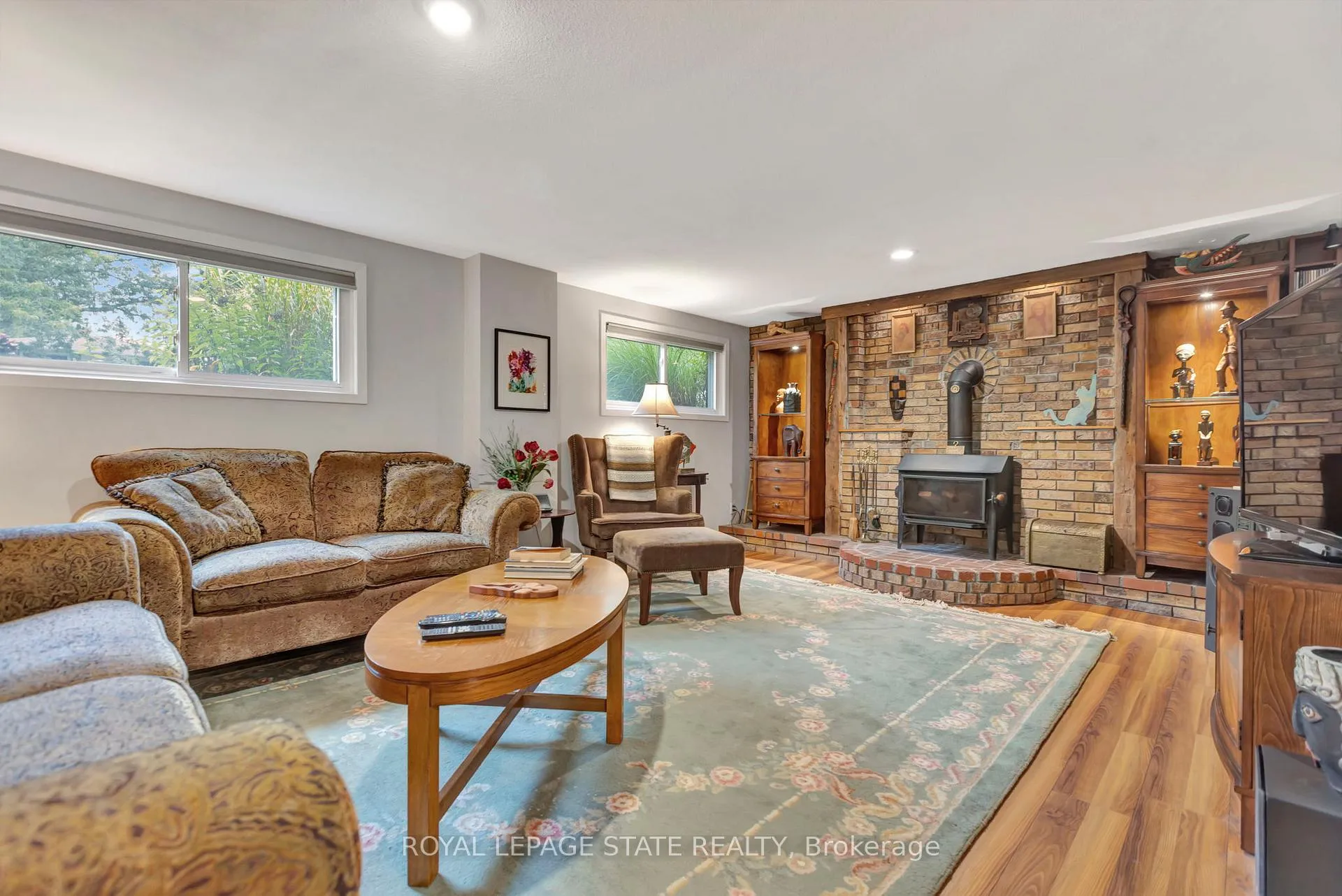 Photo 20 of 65 Maple Drive, Hamilton, Stoney Creek — HOMEH