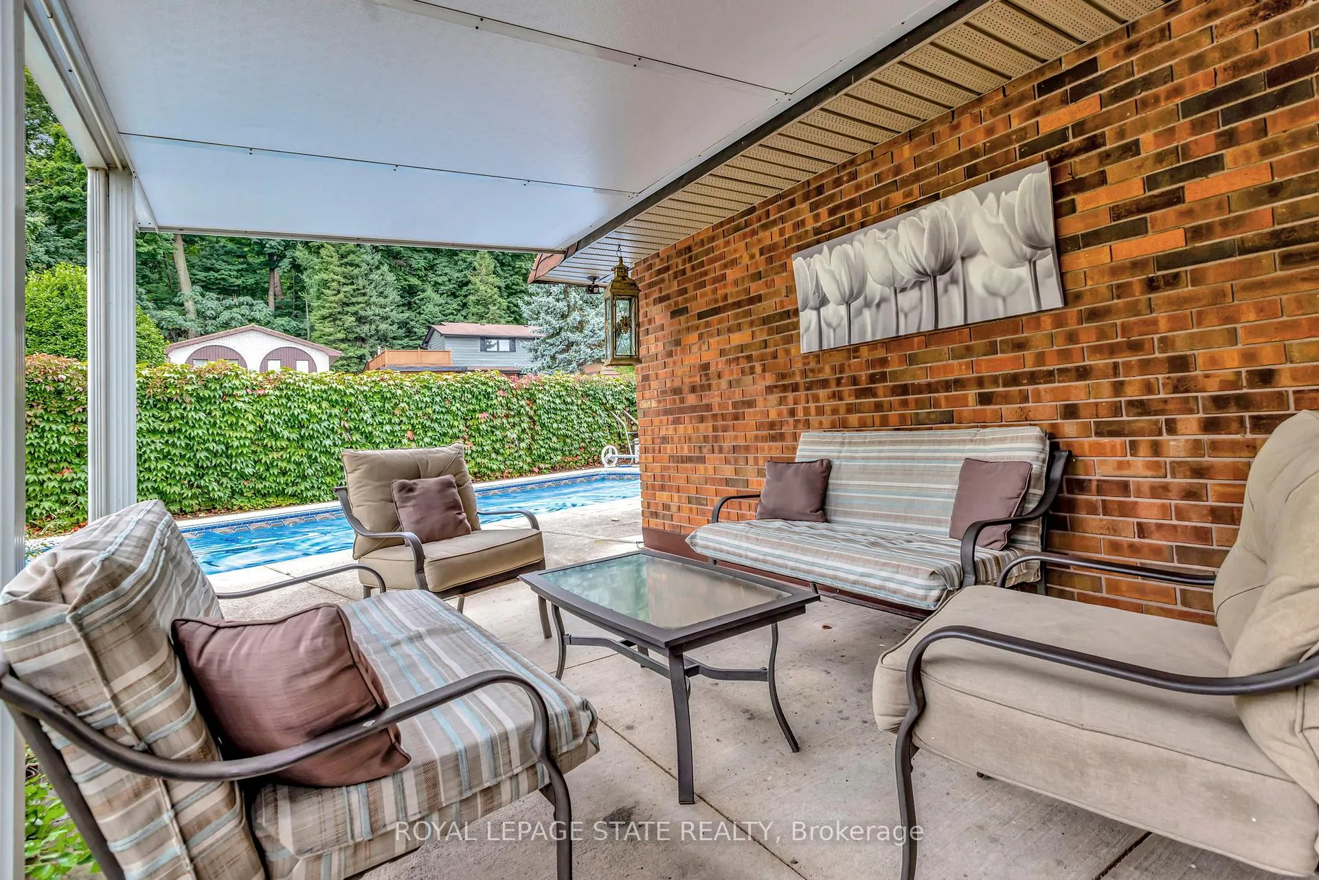 Photo 28 of 65 Maple Drive, Hamilton, Stoney Creek — HOMEH
